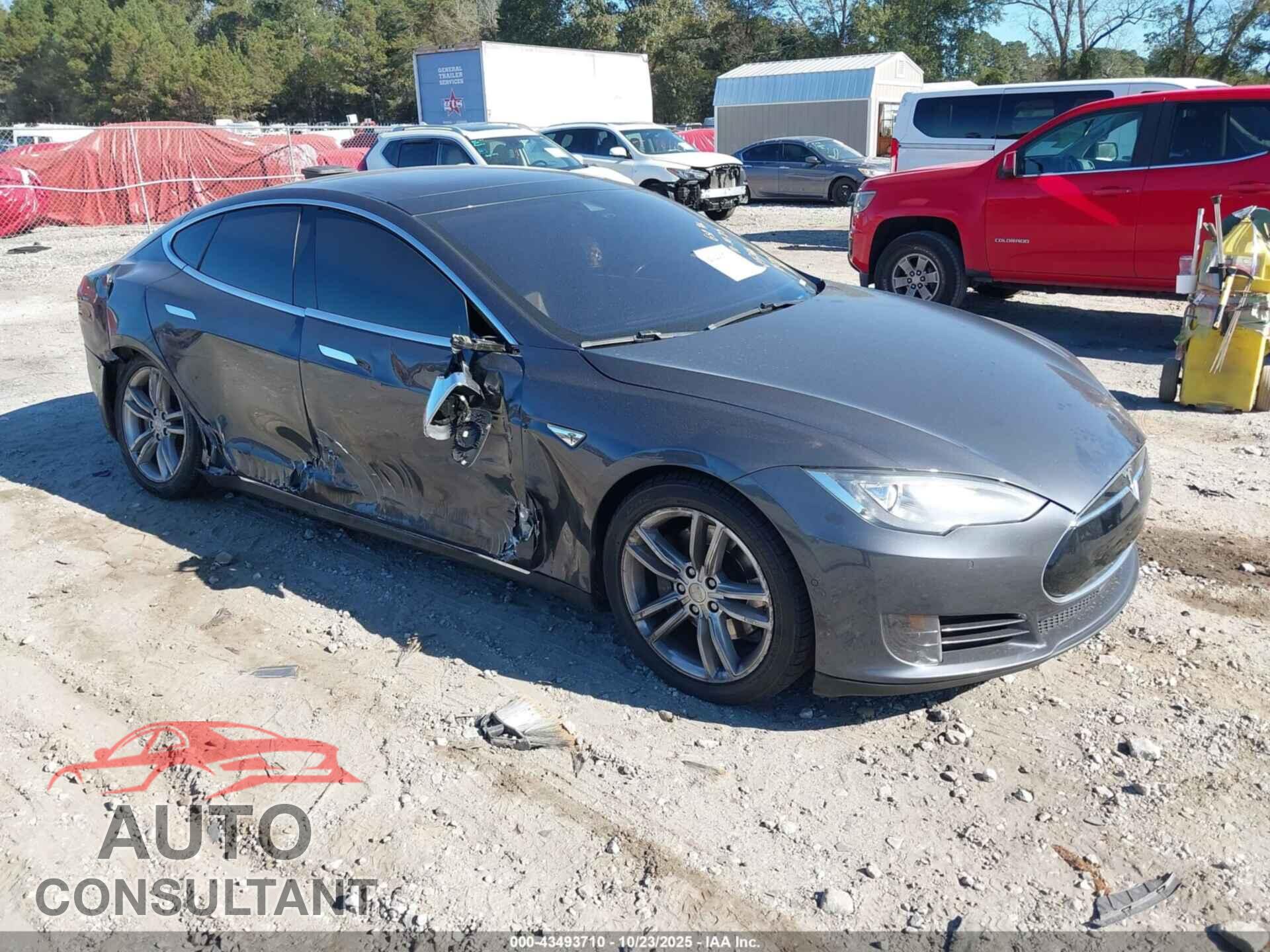 TESLA MODEL S 2015 - 5YJSA1S2XFF095168