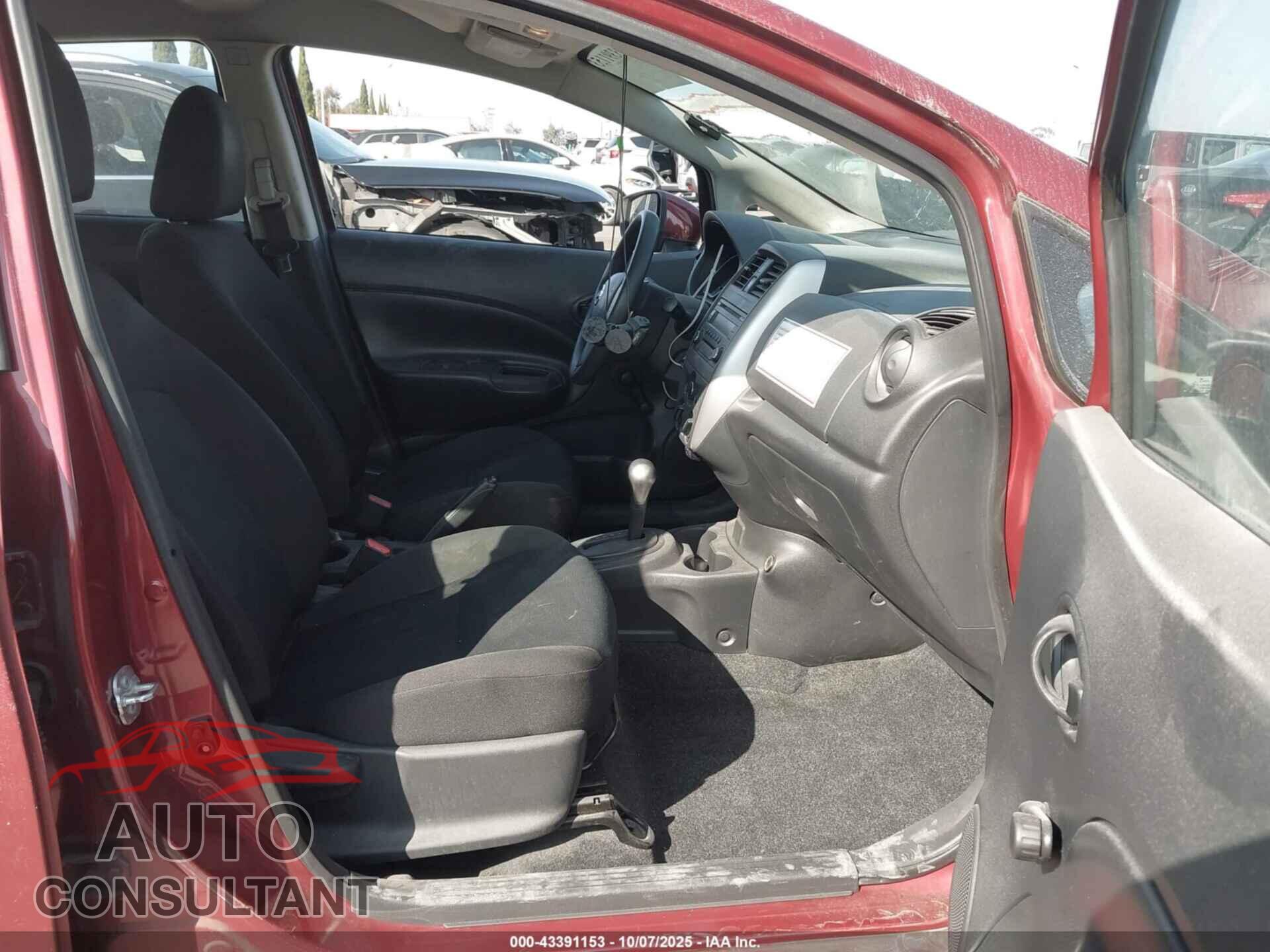 NISSAN VERSA NOTE 2017 - 3N1CE2CP6HL360202