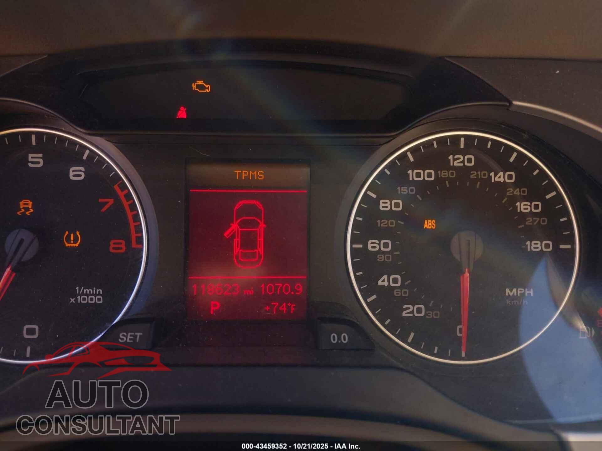 AUDI A4 2012 - WAUBFAFL0CN020302