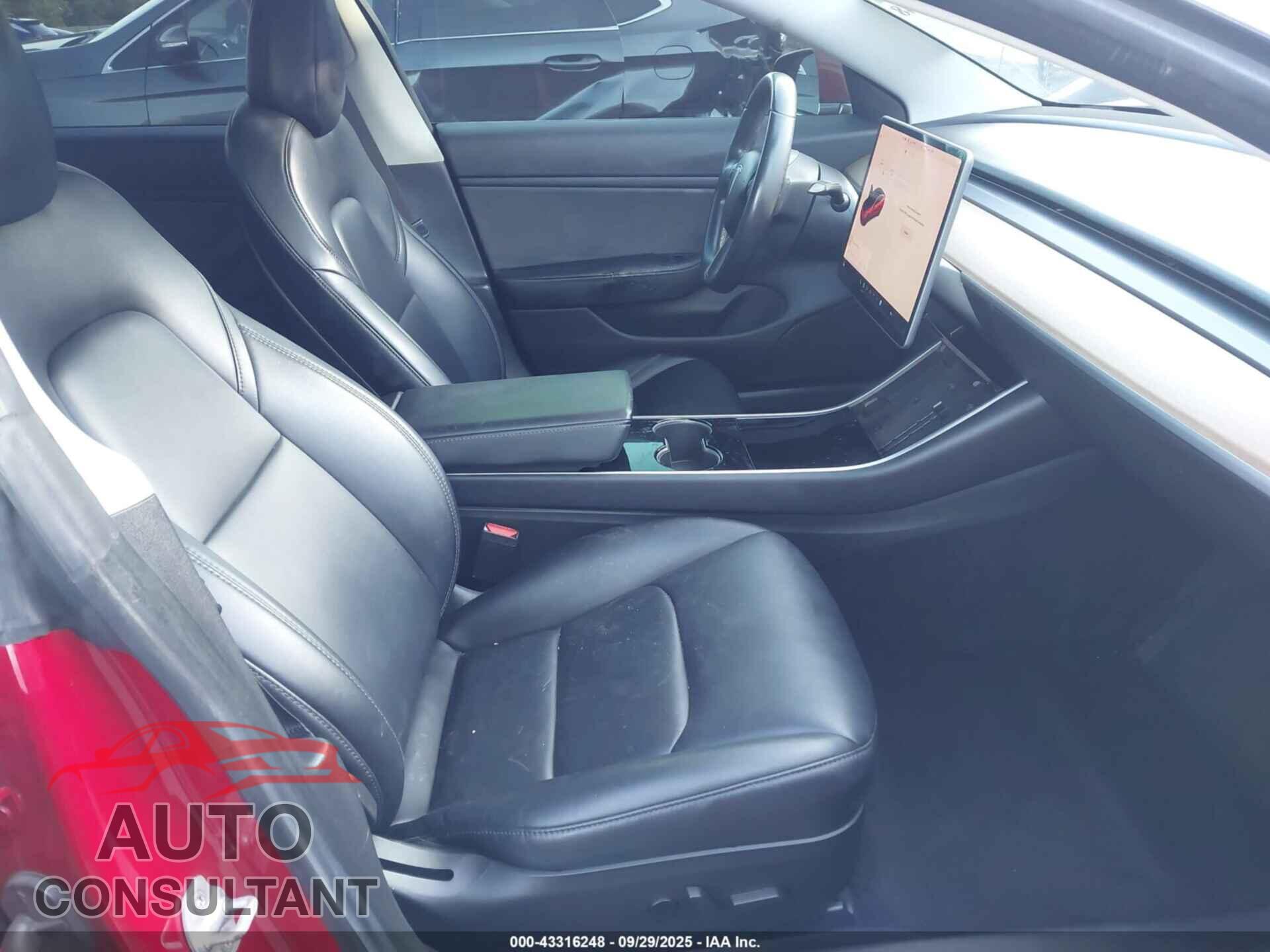 TESLA MODEL 3 2018 - 5YJ3E1EA8JF045888