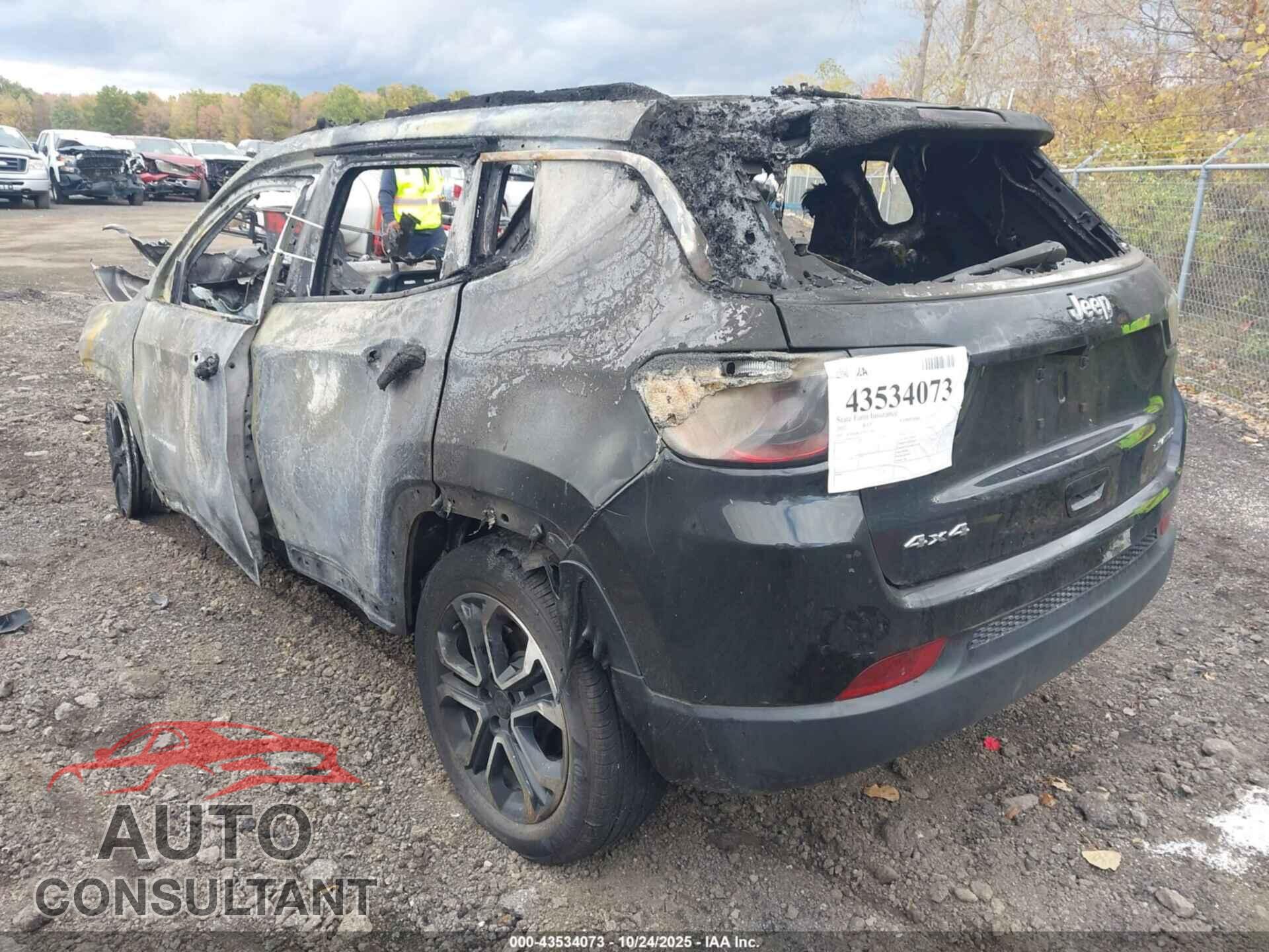 JEEP COMPASS 2022 - 3C4NJDCB5NT228111