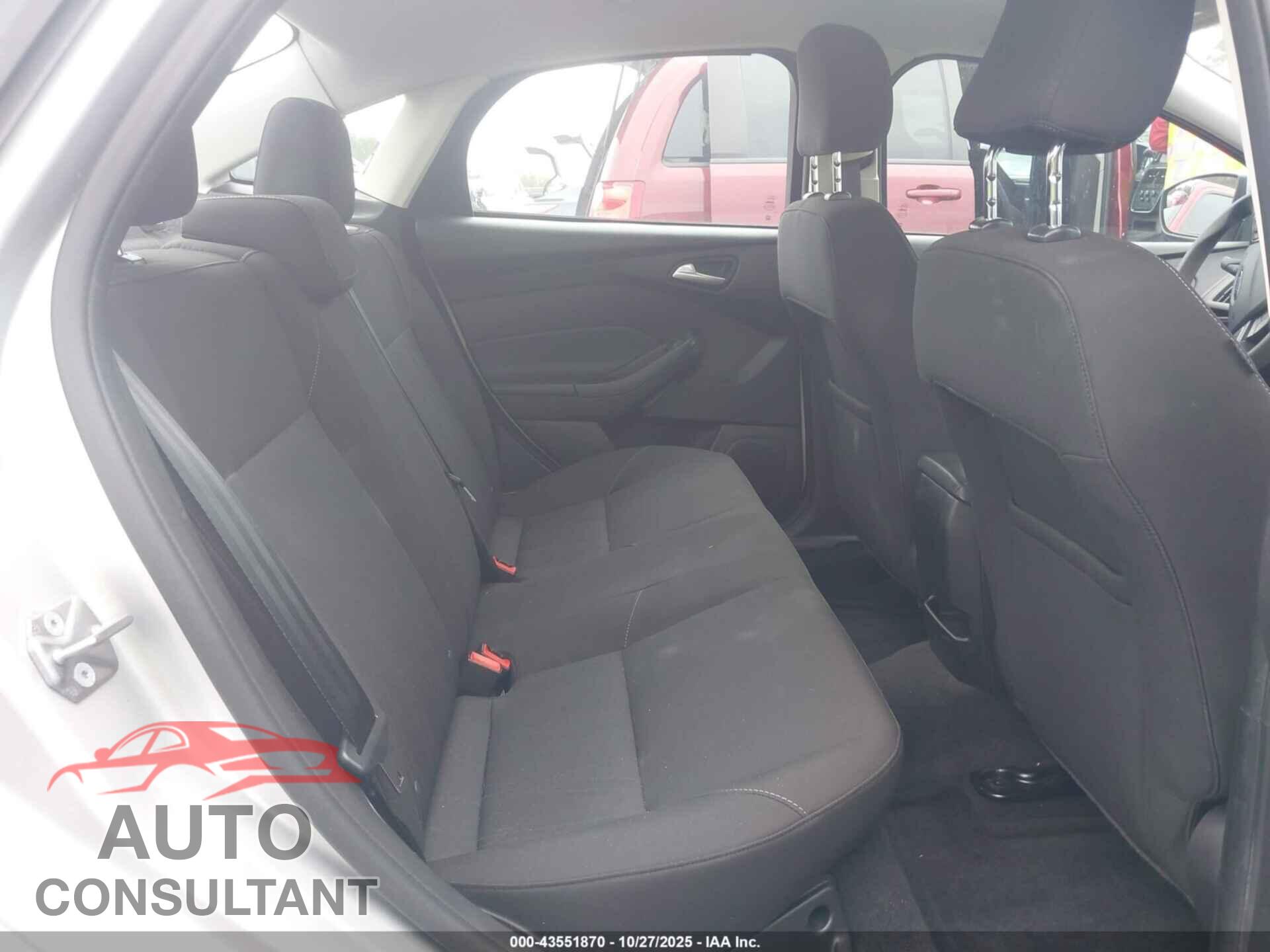 FORD FOCUS 2015 - 1FADP3F21FL250111