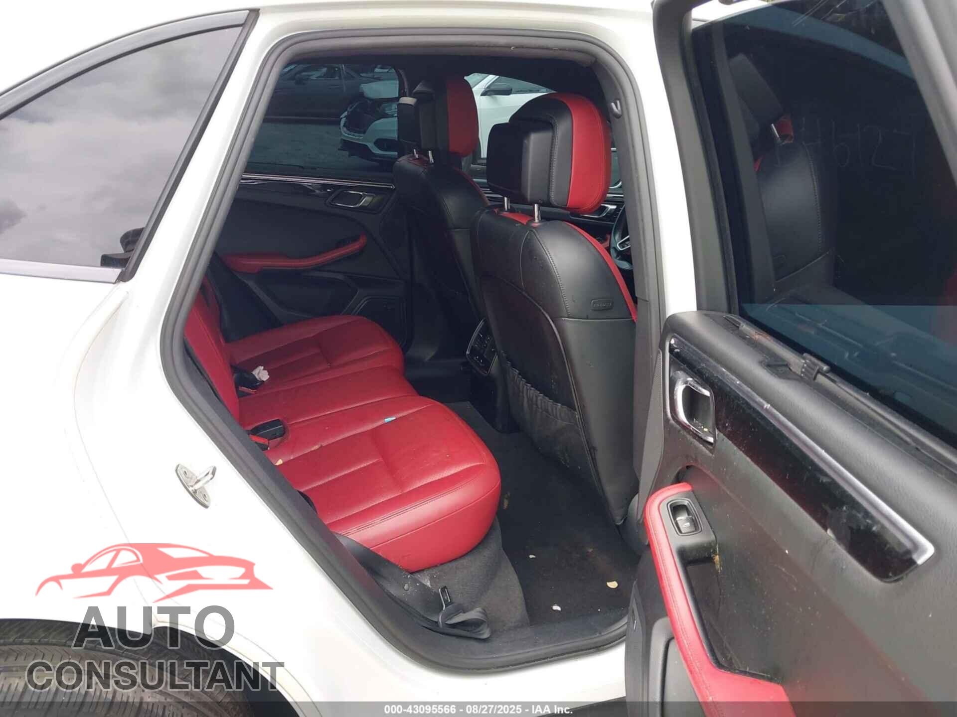 PORSCHE MACAN 2016 - WP1AB2A51GLB46127