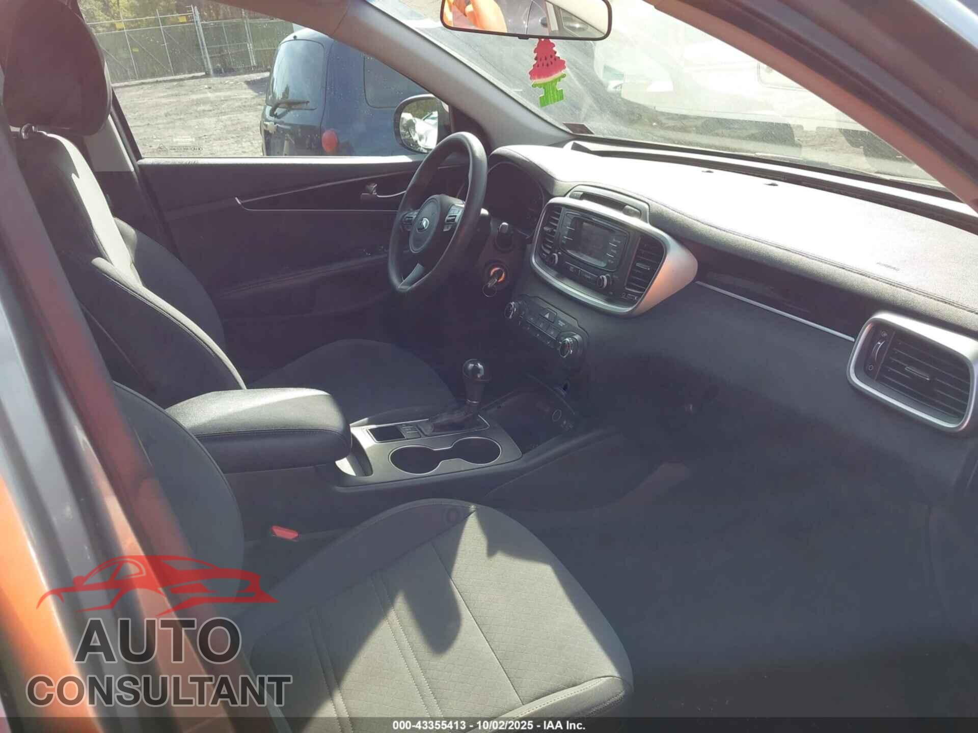 KIA SORENTO 2016 - 5XYPGDA37GG049680