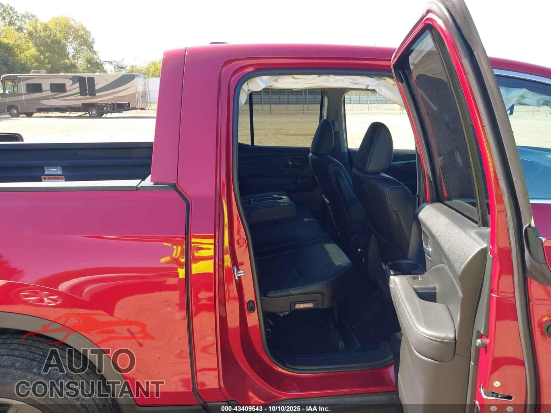 HONDA RIDGELINE 2023 - 5FPYK3F78PB024262