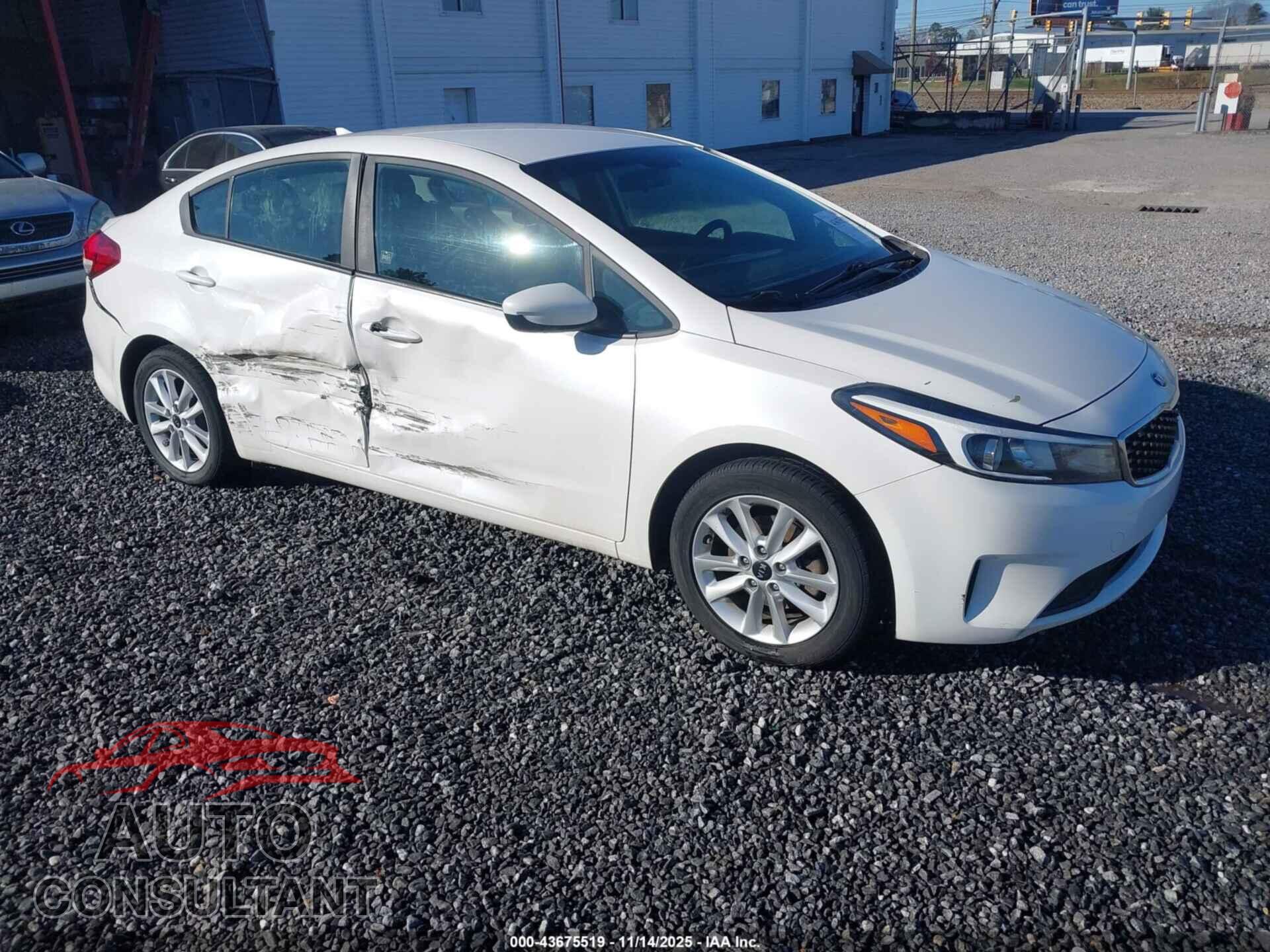 KIA FORTE 2017 - 3KPFL4A79HE009903