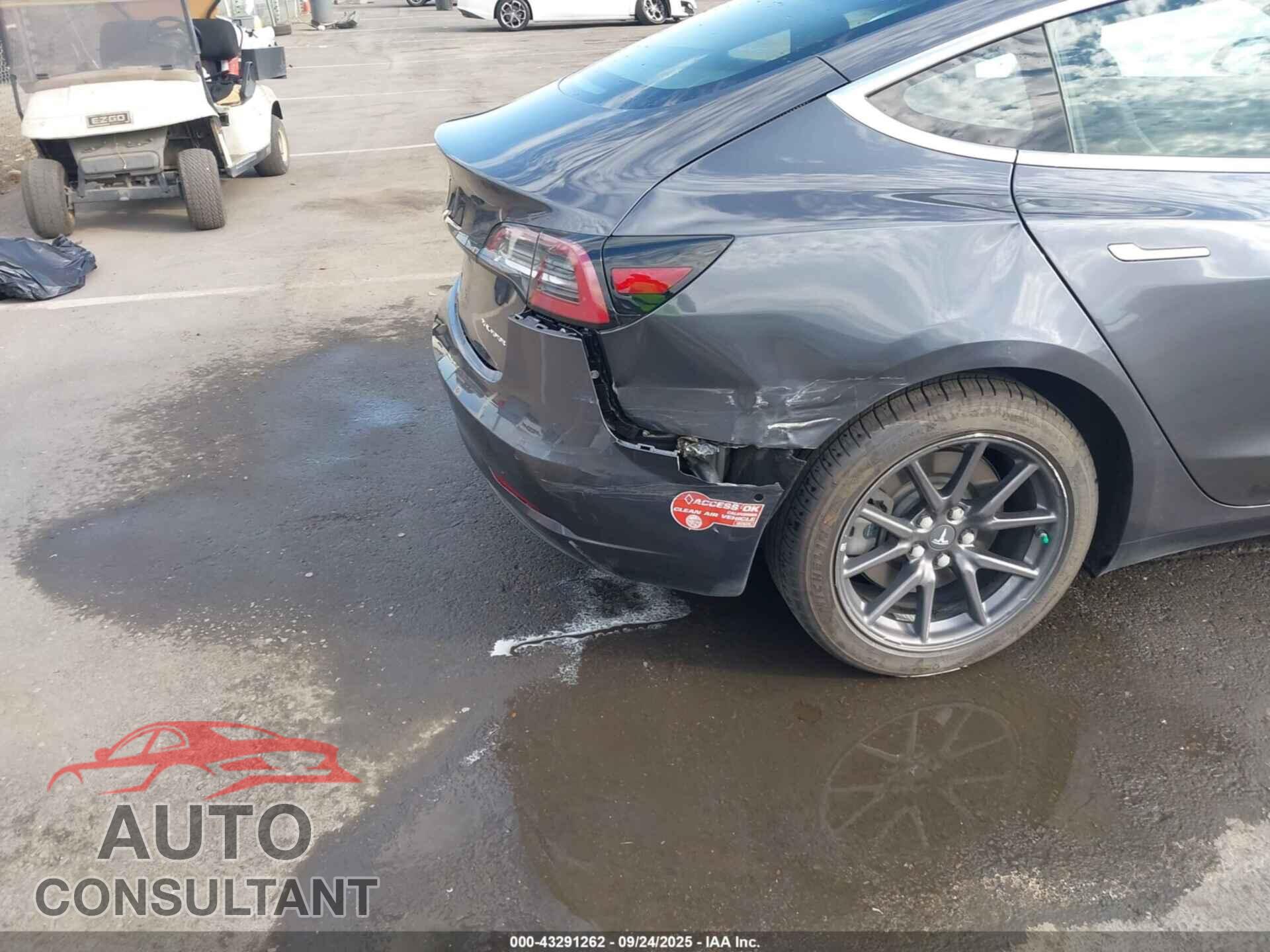 TESLA MODEL 3 2018 - 5YJ3E1EB4JF114097