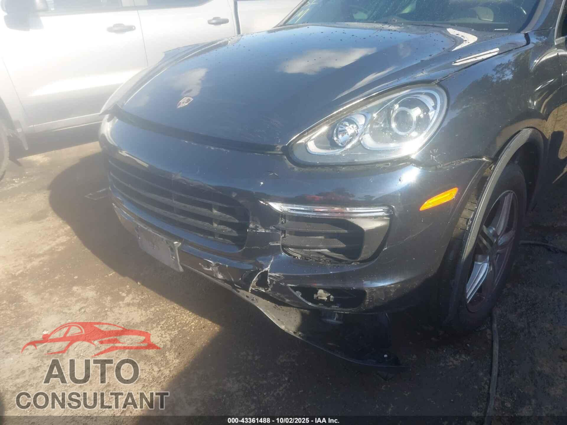 PORSCHE CAYENNE 2016 - WP1AA2A26GLA03604
