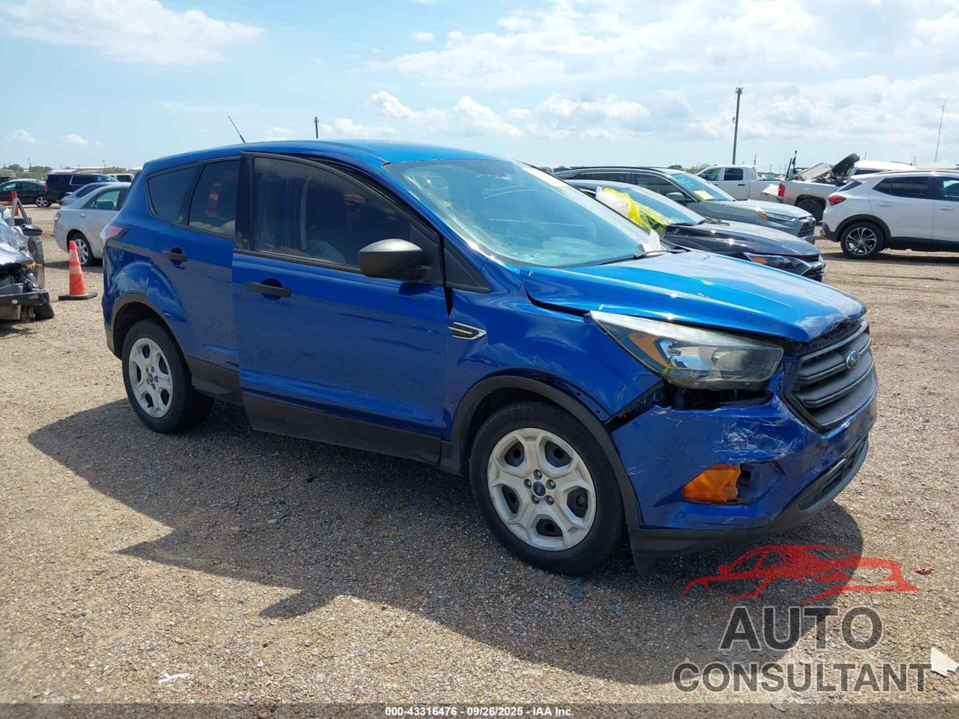 FORD ESCAPE 2018 - 1FMCU0F79JUA41755