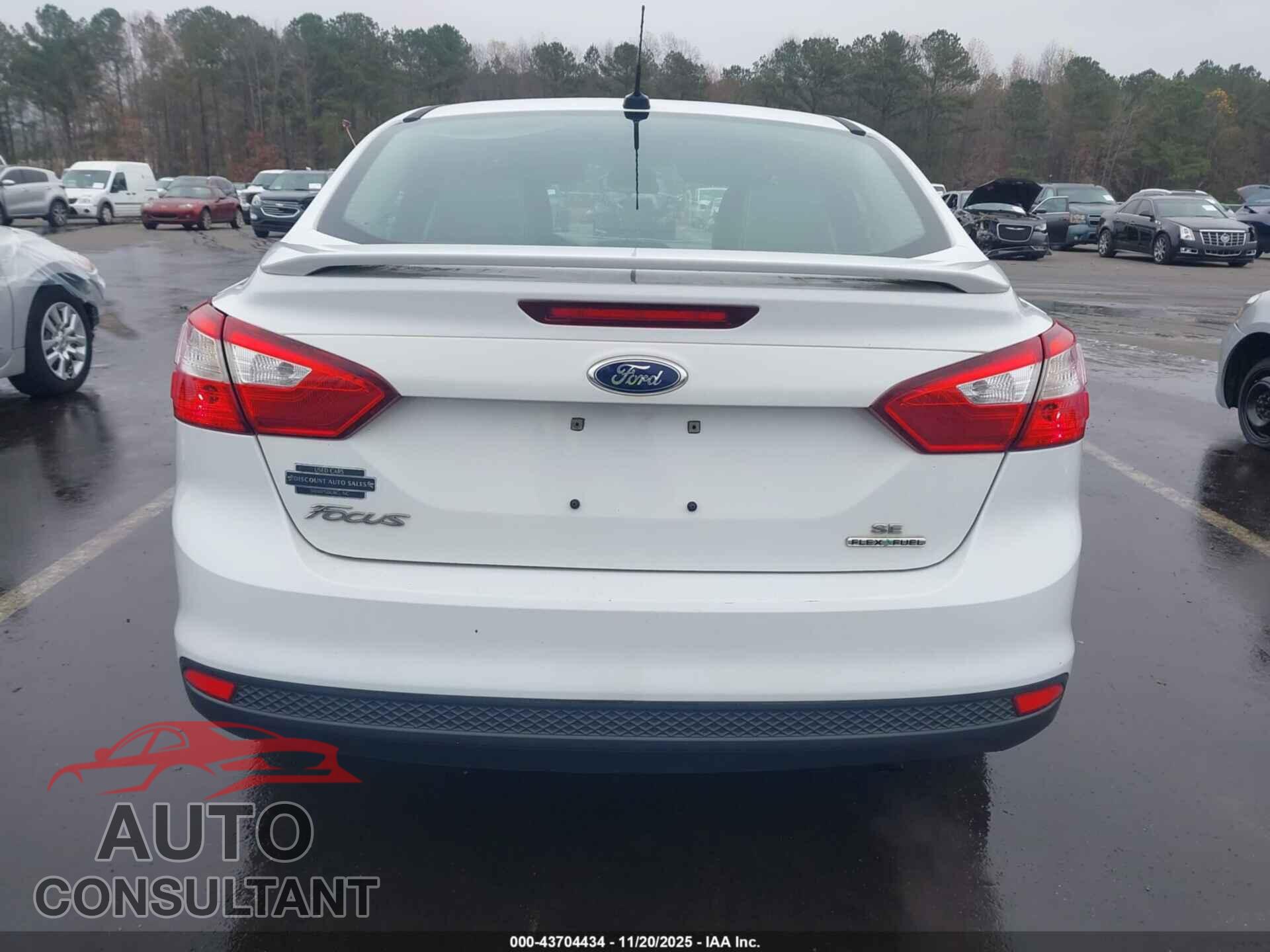 FORD FOCUS 2014 - 1FADP3F21EL258157