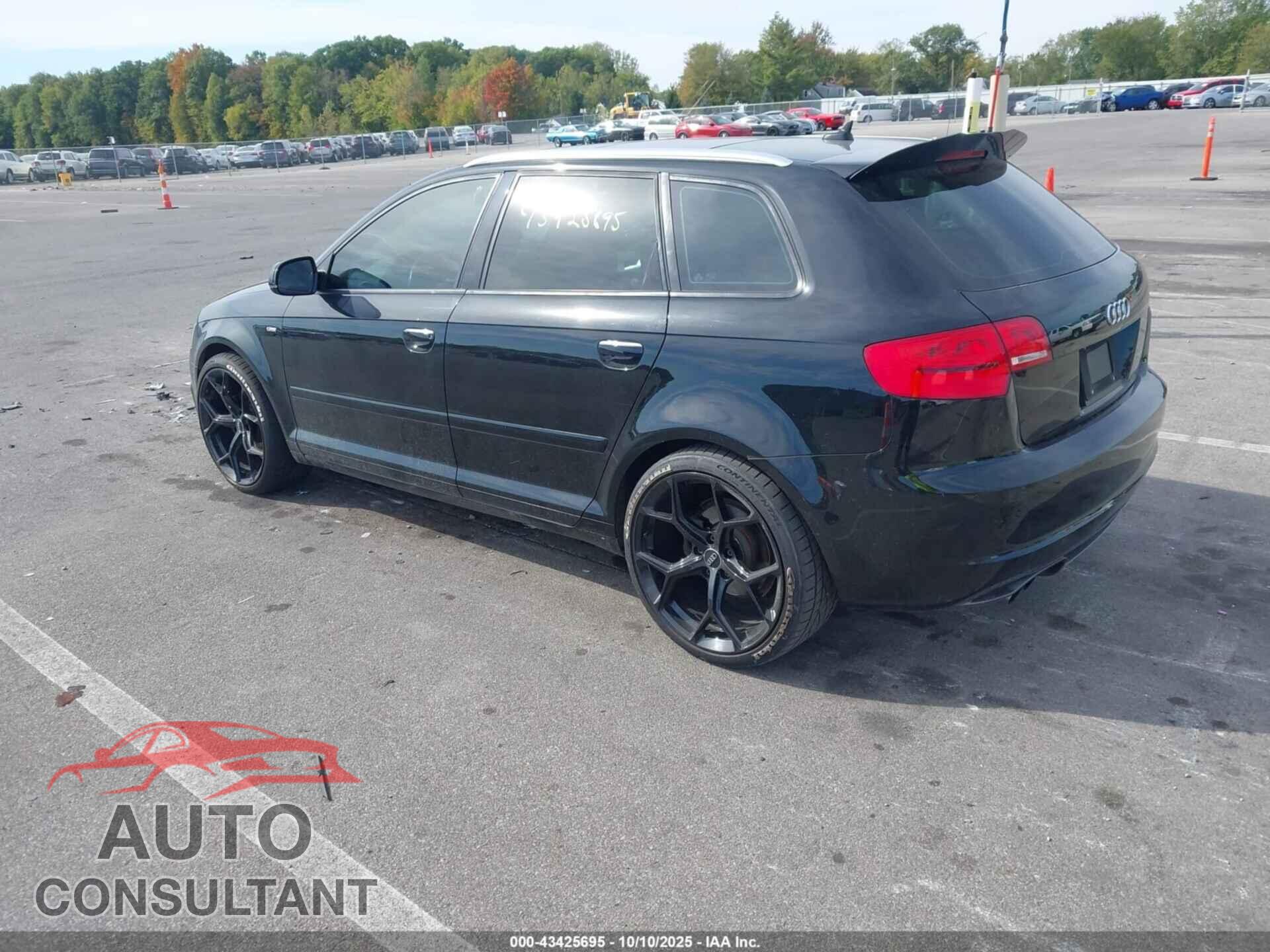 AUDI A3 2012 - WAUBEAFMXCA135444