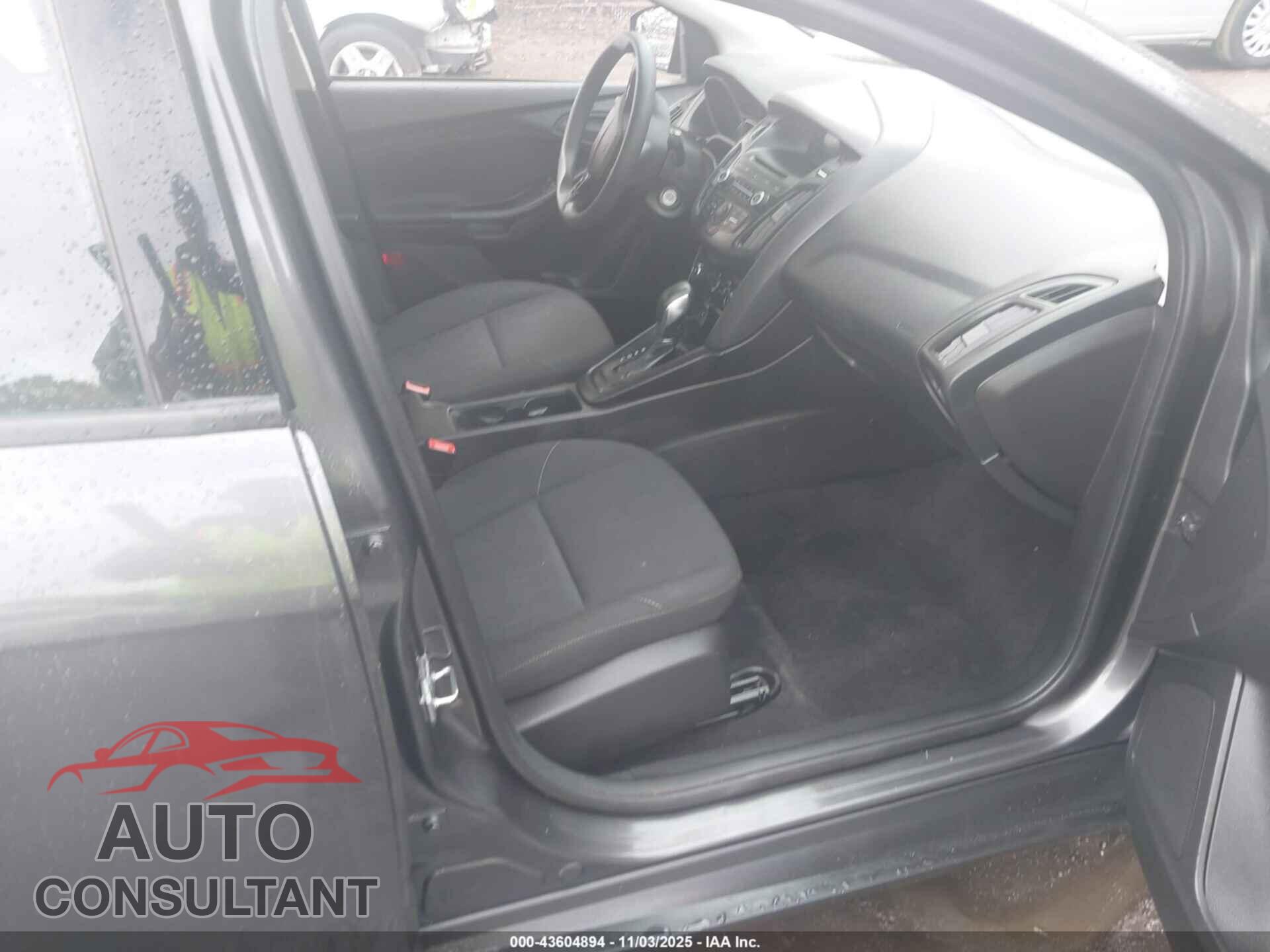 FORD FOCUS 2016 - 1FADP3E29GL215416