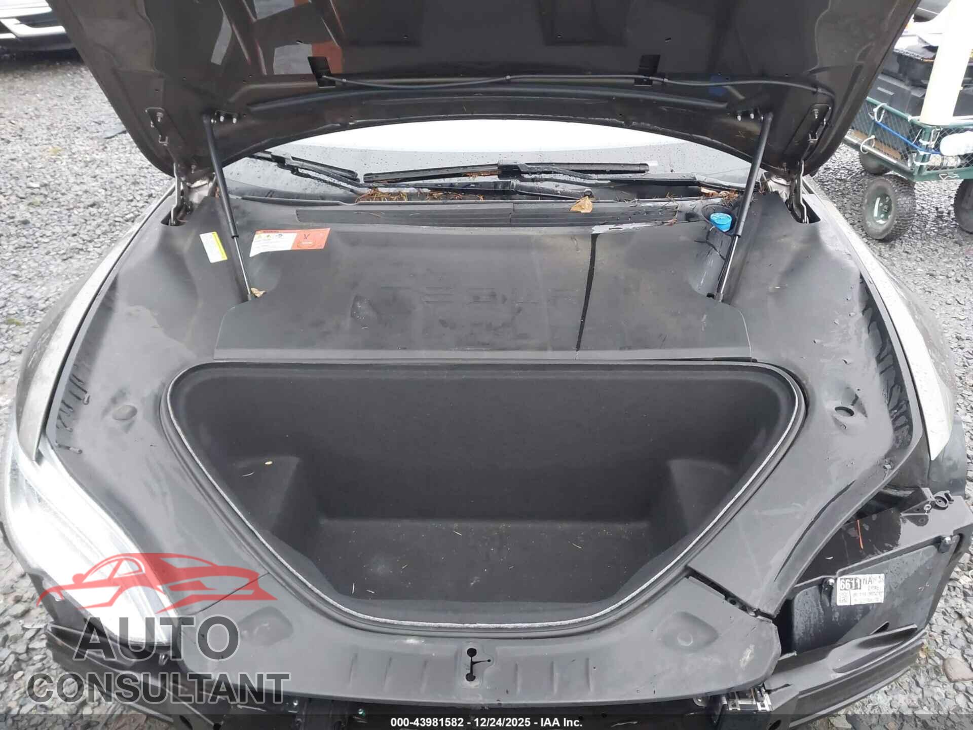 TESLA MODEL S 2016 - 5YJSA1E22GF144456
