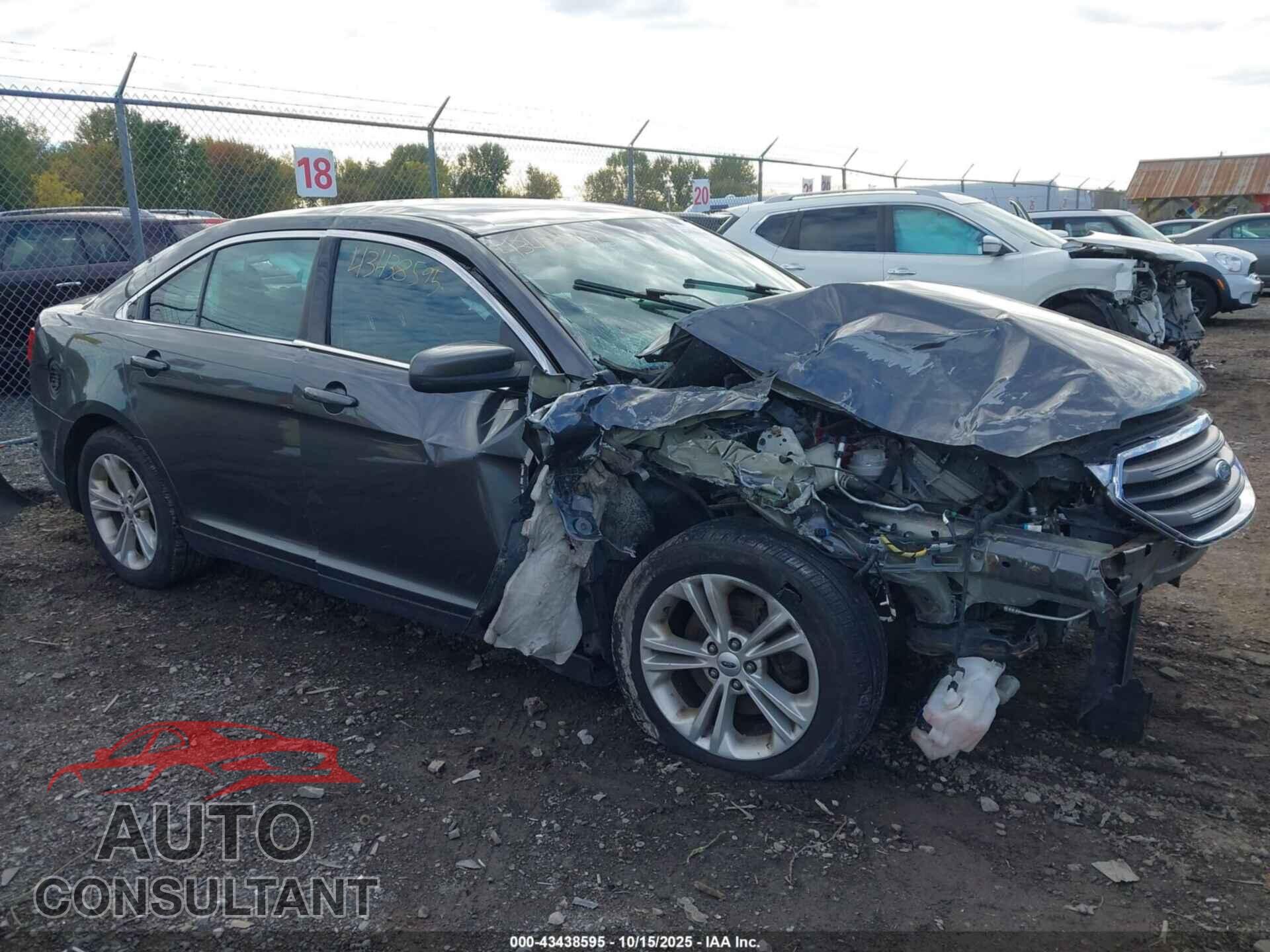 FORD TAURUS 2017 - 1FAHP2H89HG140402