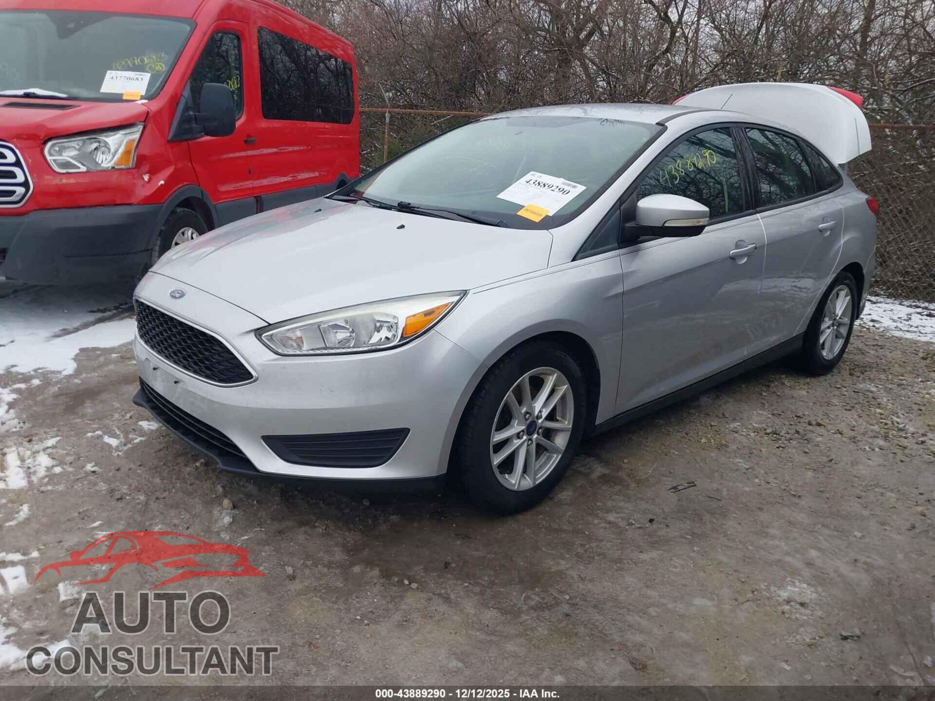 FORD FOCUS 2015 - 1FADP3F21FL218064