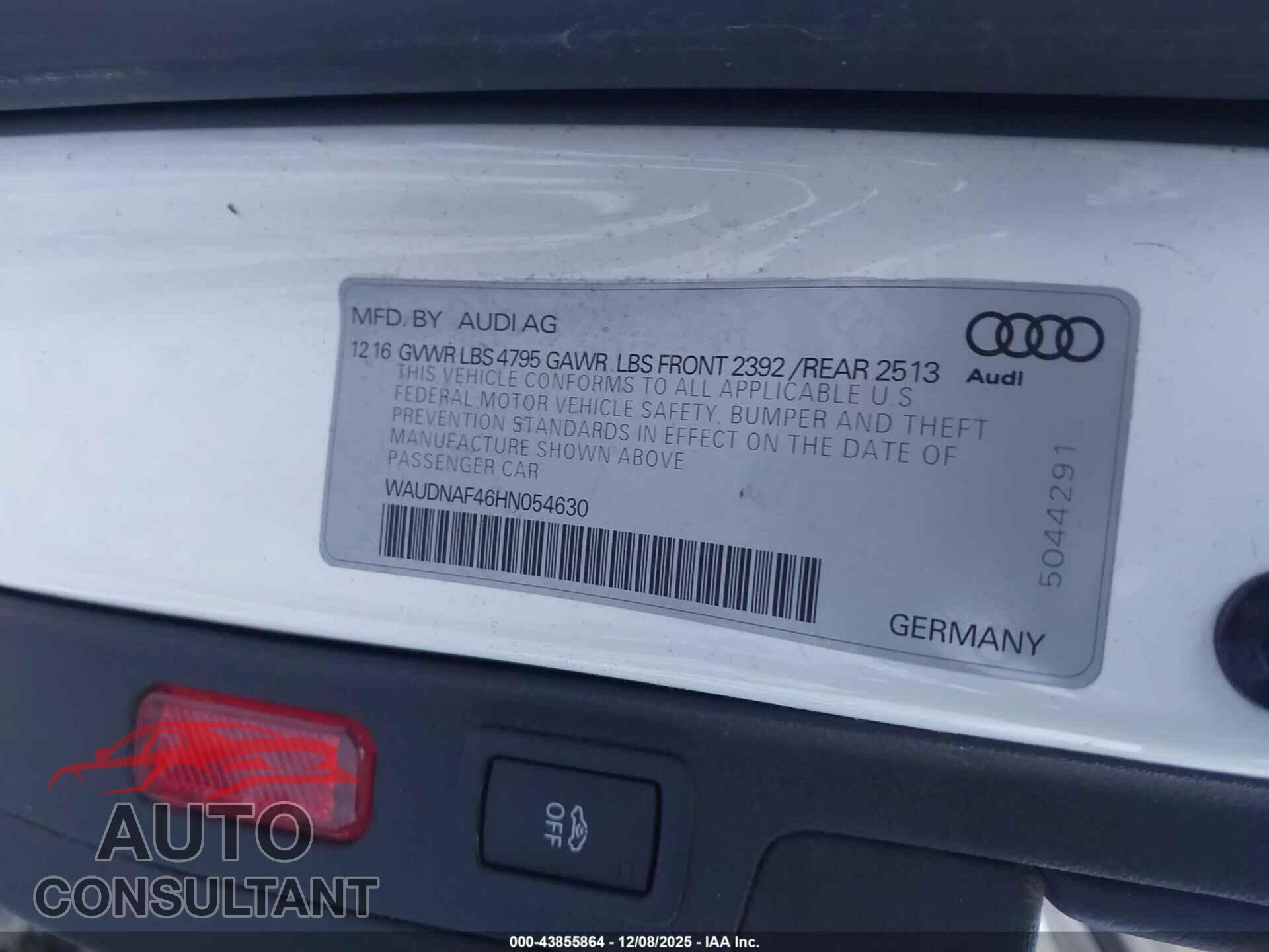 AUDI A4 2017 - WAUDNAF46HN054630