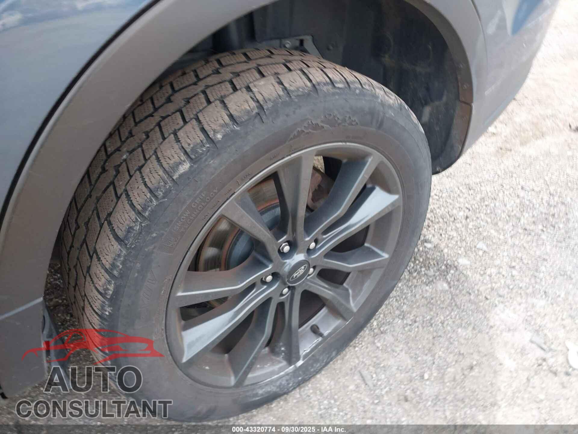 FORD EXPLORER 2018 - 1FM5K8D86JGB28620