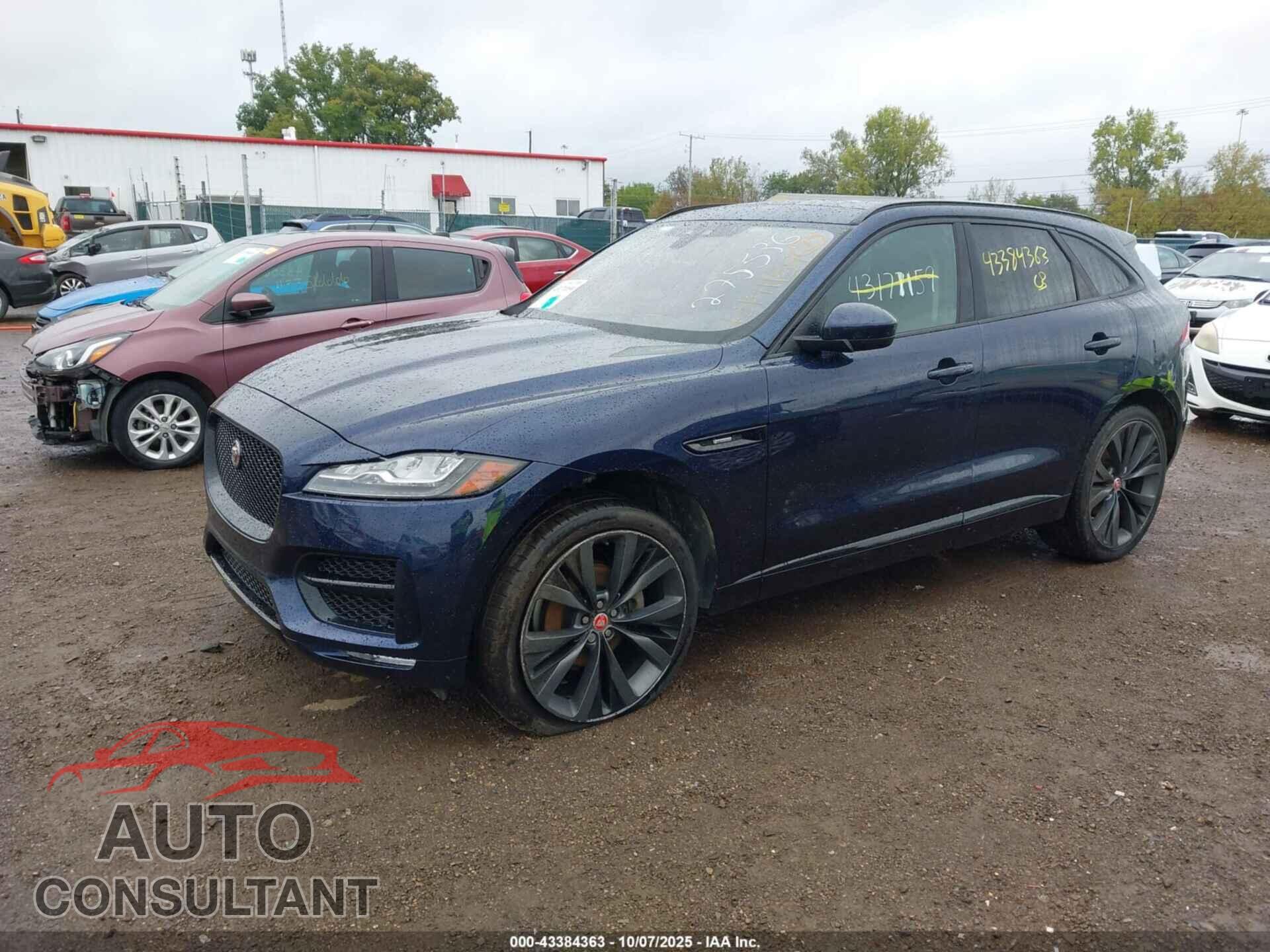 JAGUAR F-PACE 2018 - SADCL2FX4JA275536