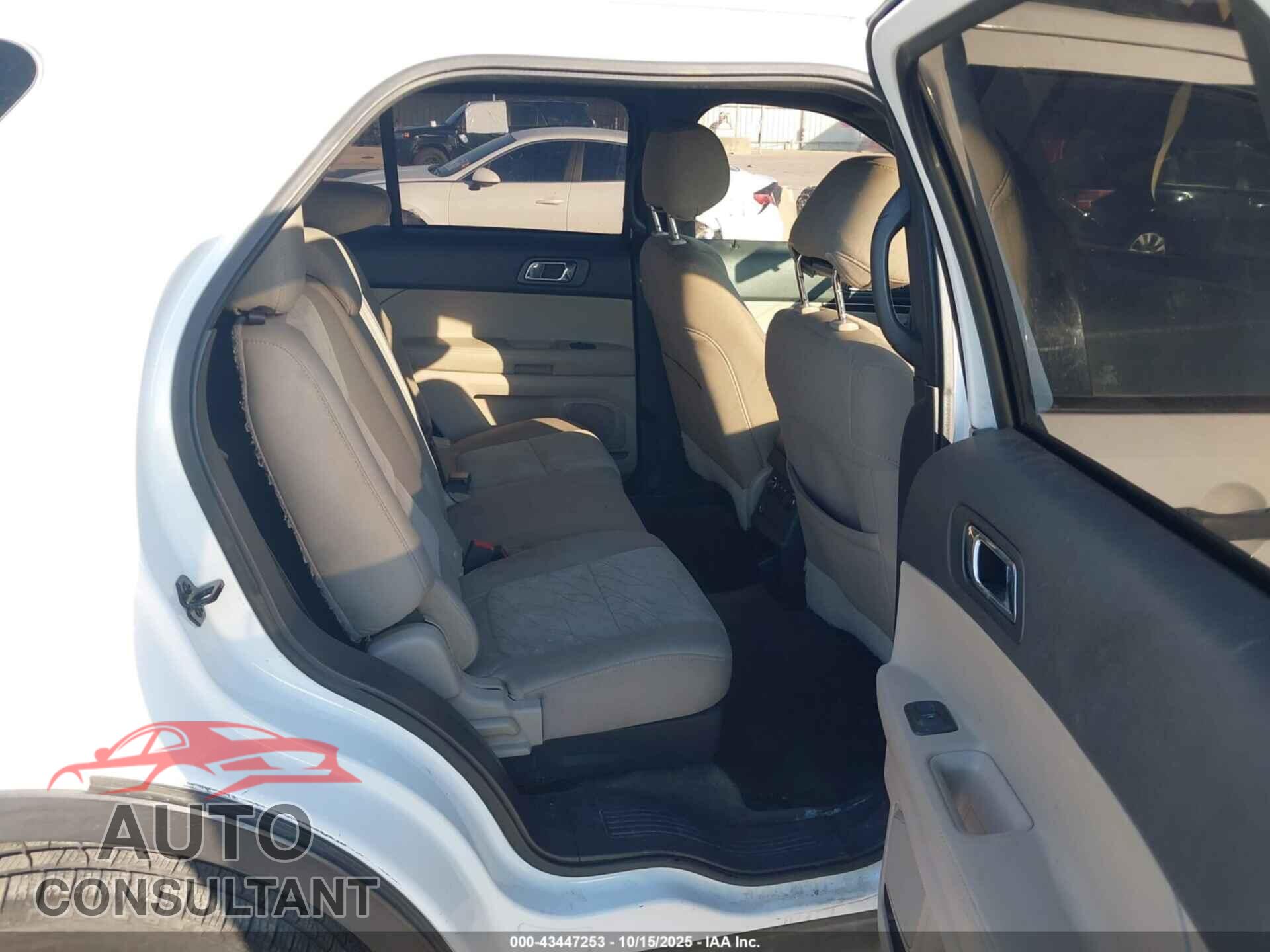 FORD EXPLORER 2015 - 1FM5K7B84FGA13549