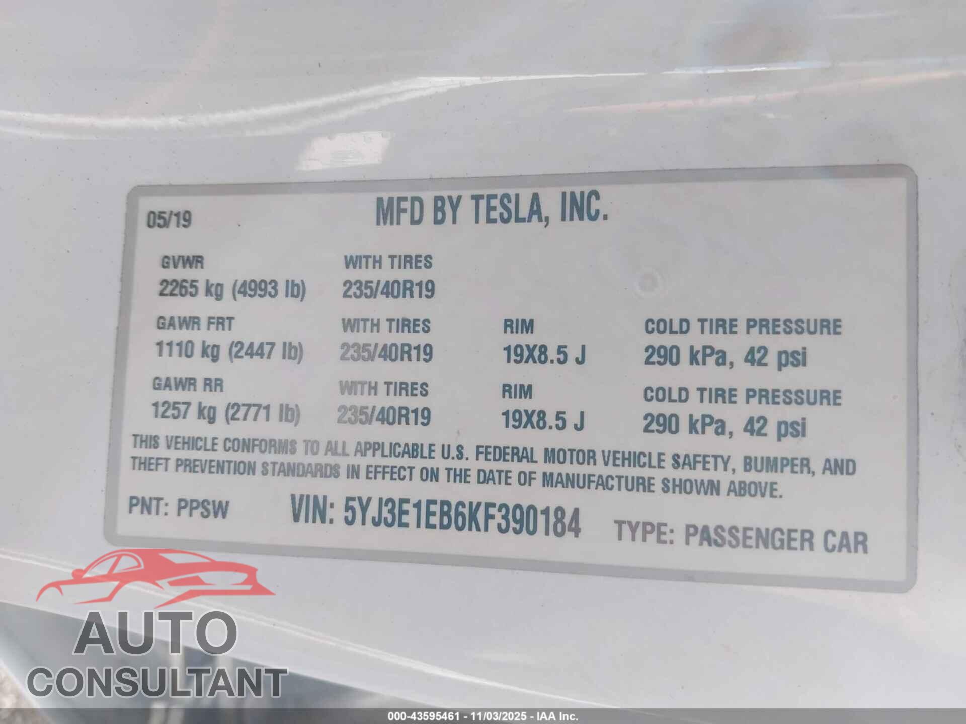 TESLA MODEL 3 2019 - 5YJ3E1EB6KF390184