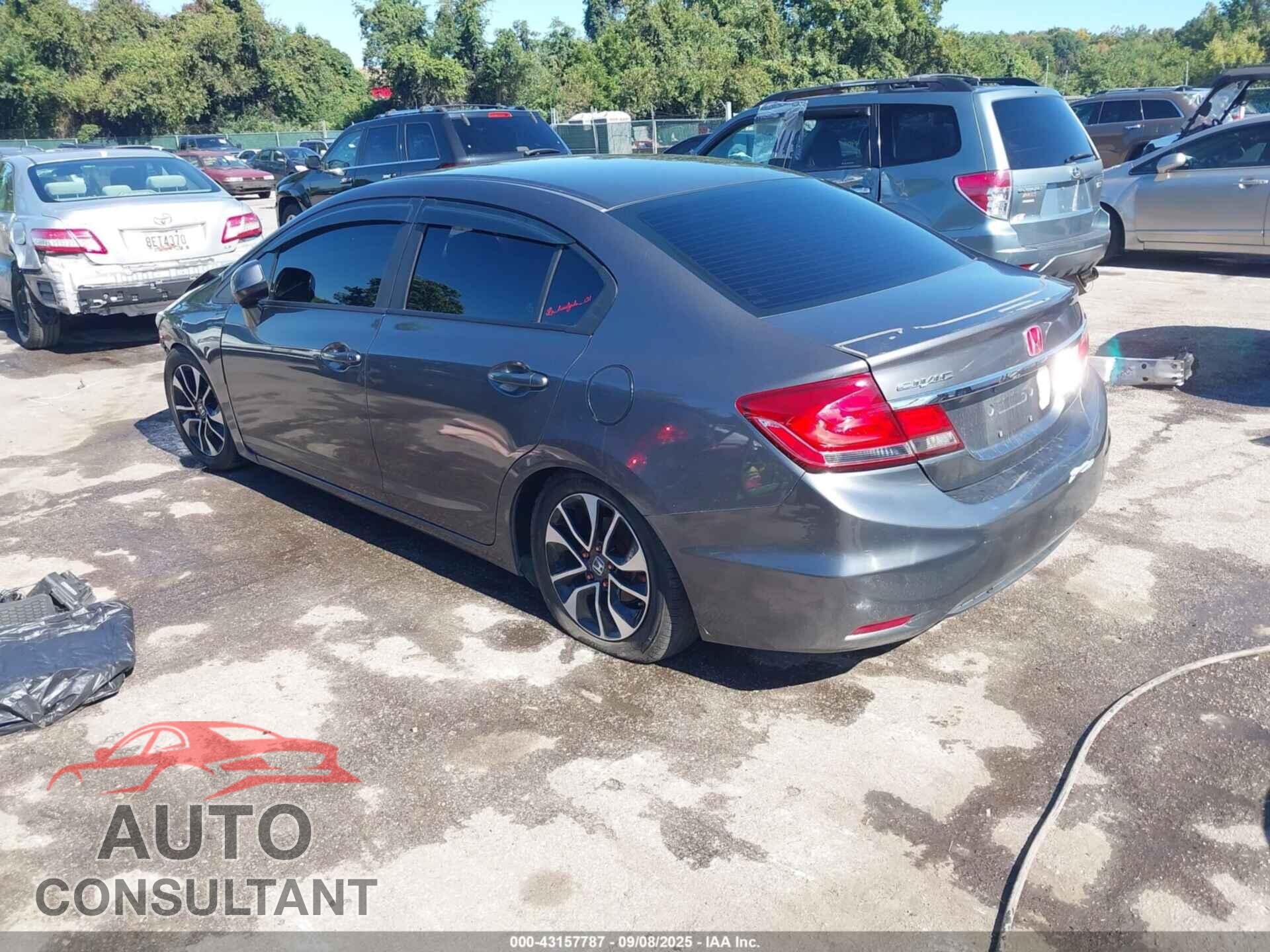 HONDA CIVIC 2013 - 2HGFB2F87DH513357