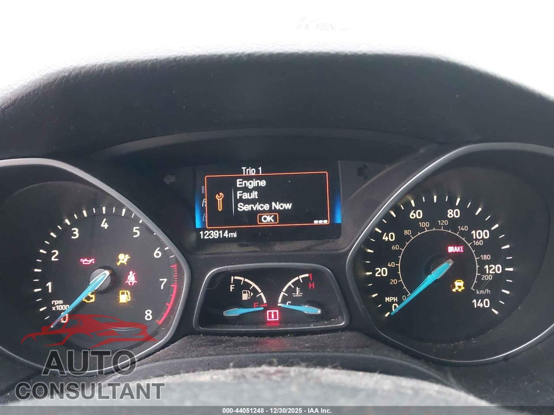 FORD FOCUS 2017 - 1FADP3E29HL208810