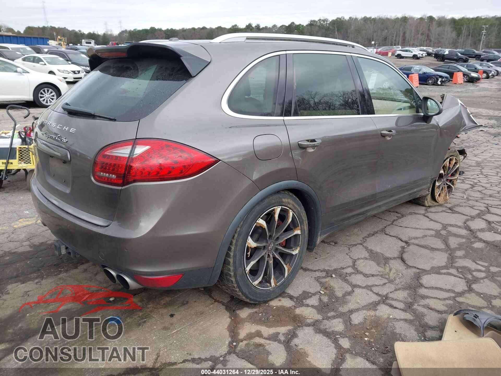 PORSCHE CAYENNE 2013 - WP1AC2A21DLA90690
