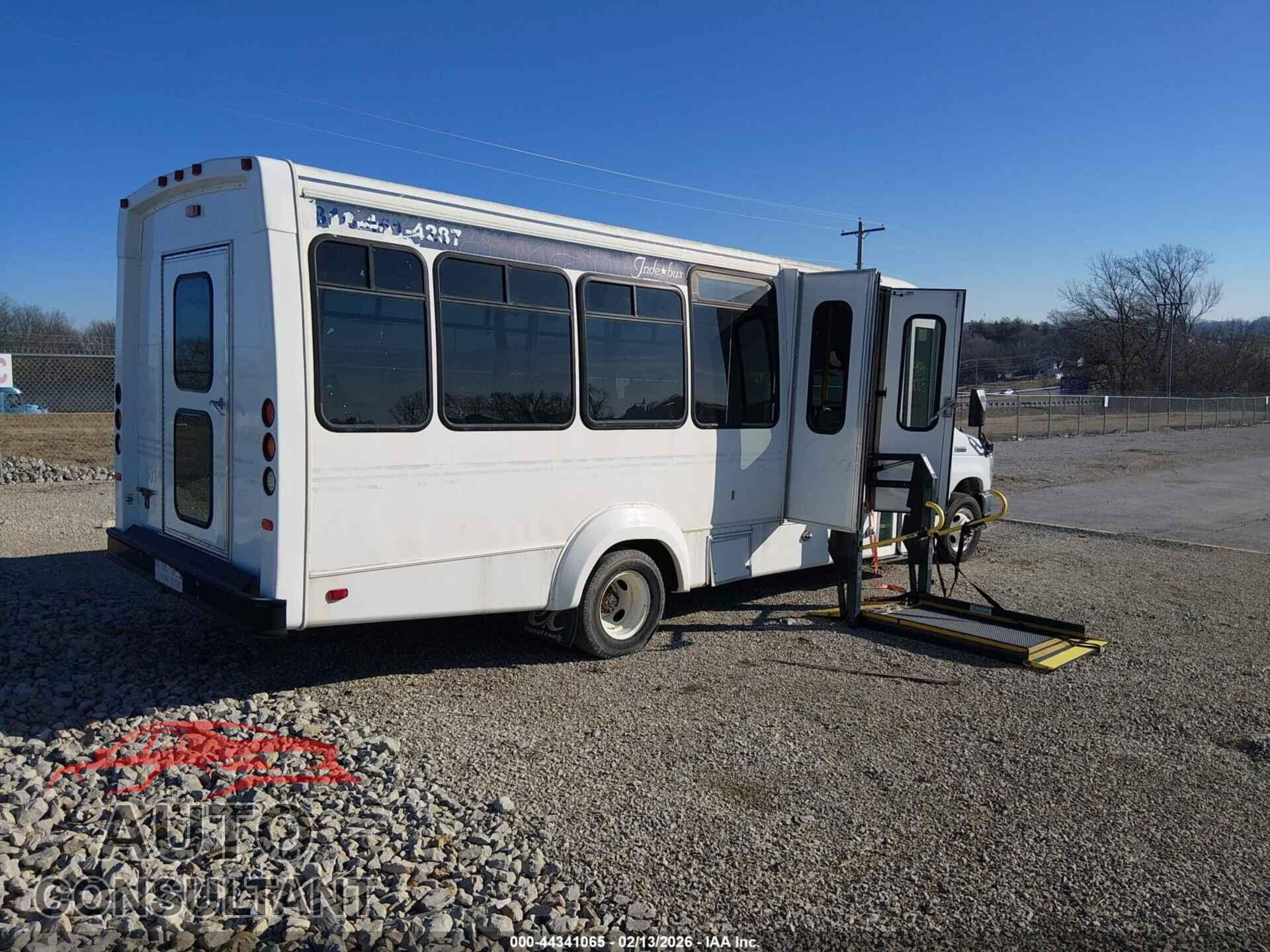 FORD E-450 CUTAWAY 2012 - 1FDFE4FSXCDA67452