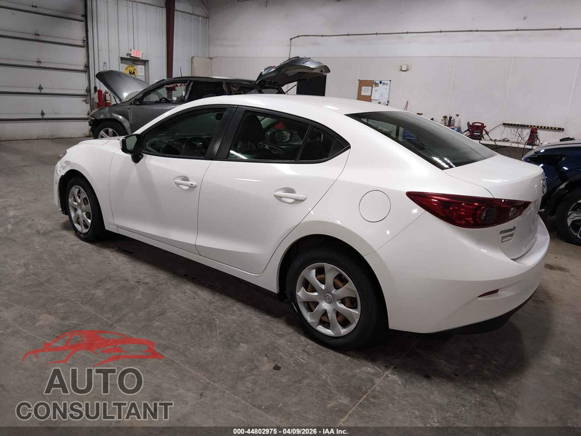 MAZDA MAZDA3 2017 - 3MZBN1U77HM134260