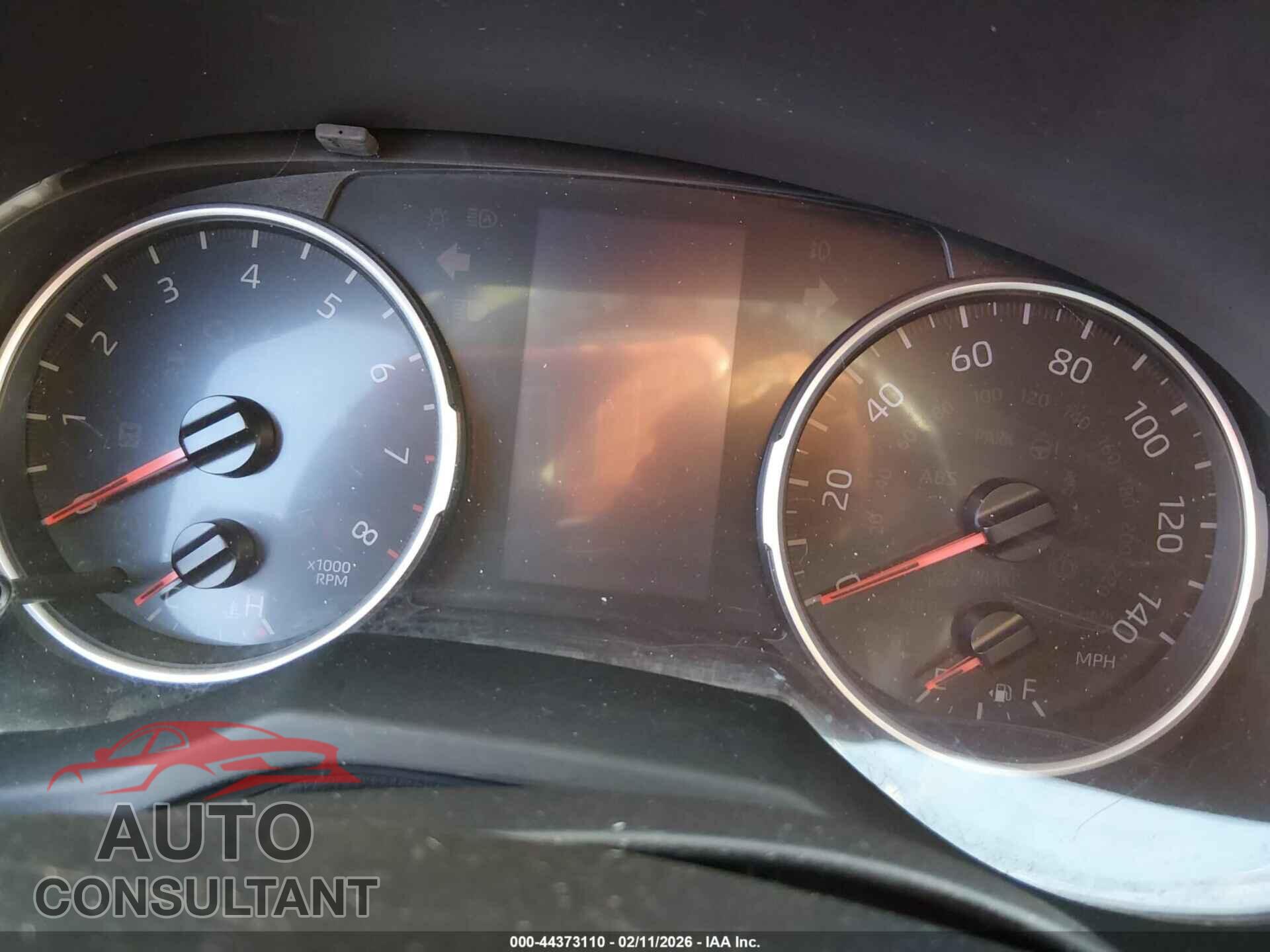 TOYOTA RAV4 2019 - JTMP1RFV3KD014280