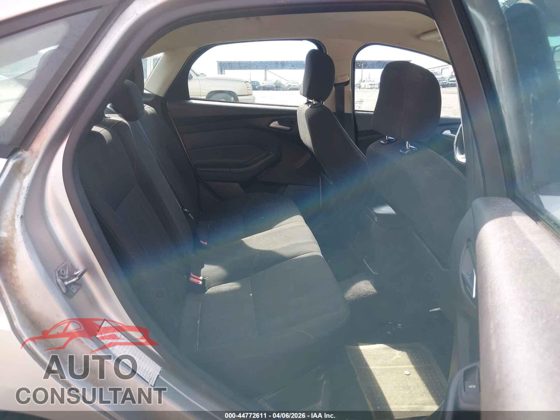 FORD FOCUS 2017 - 1FADP3F20HL248658