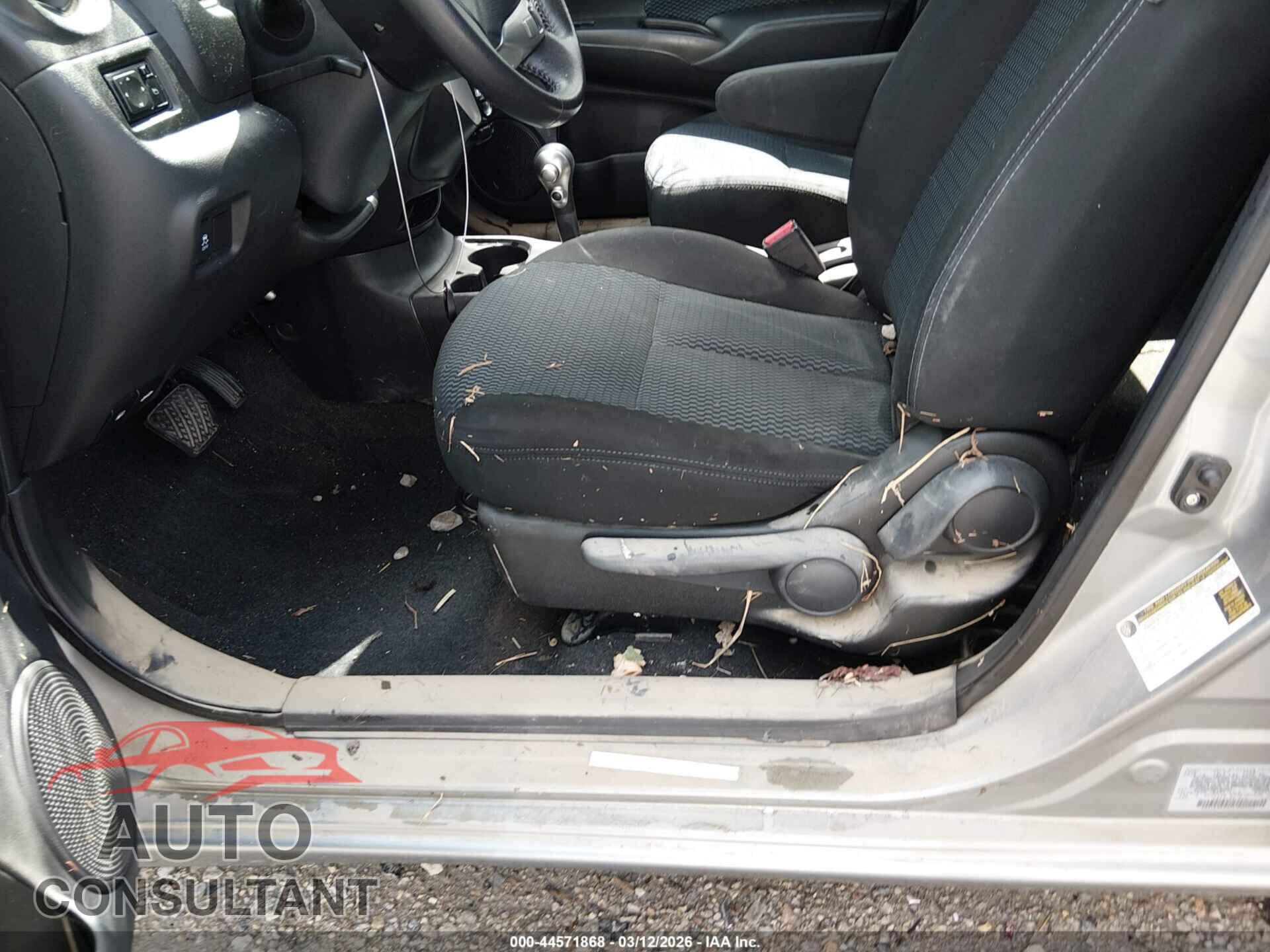 NISSAN VERSA NOTE 2015 - 3N1CE2CP5FL394497