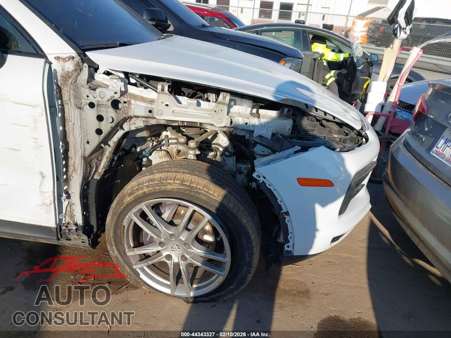 PORSCHE CAYENNE 2019 - WP1AA2AY3KDA10002