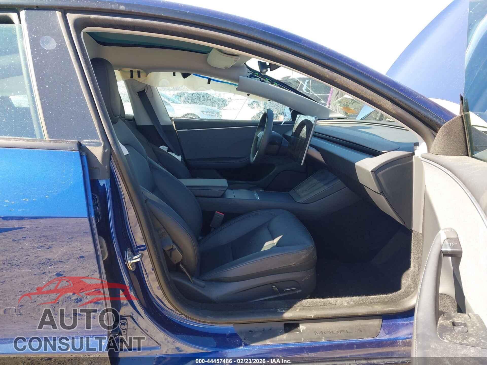 TESLA MODEL 3 2024 - 5YJ3E1EA1RF732772