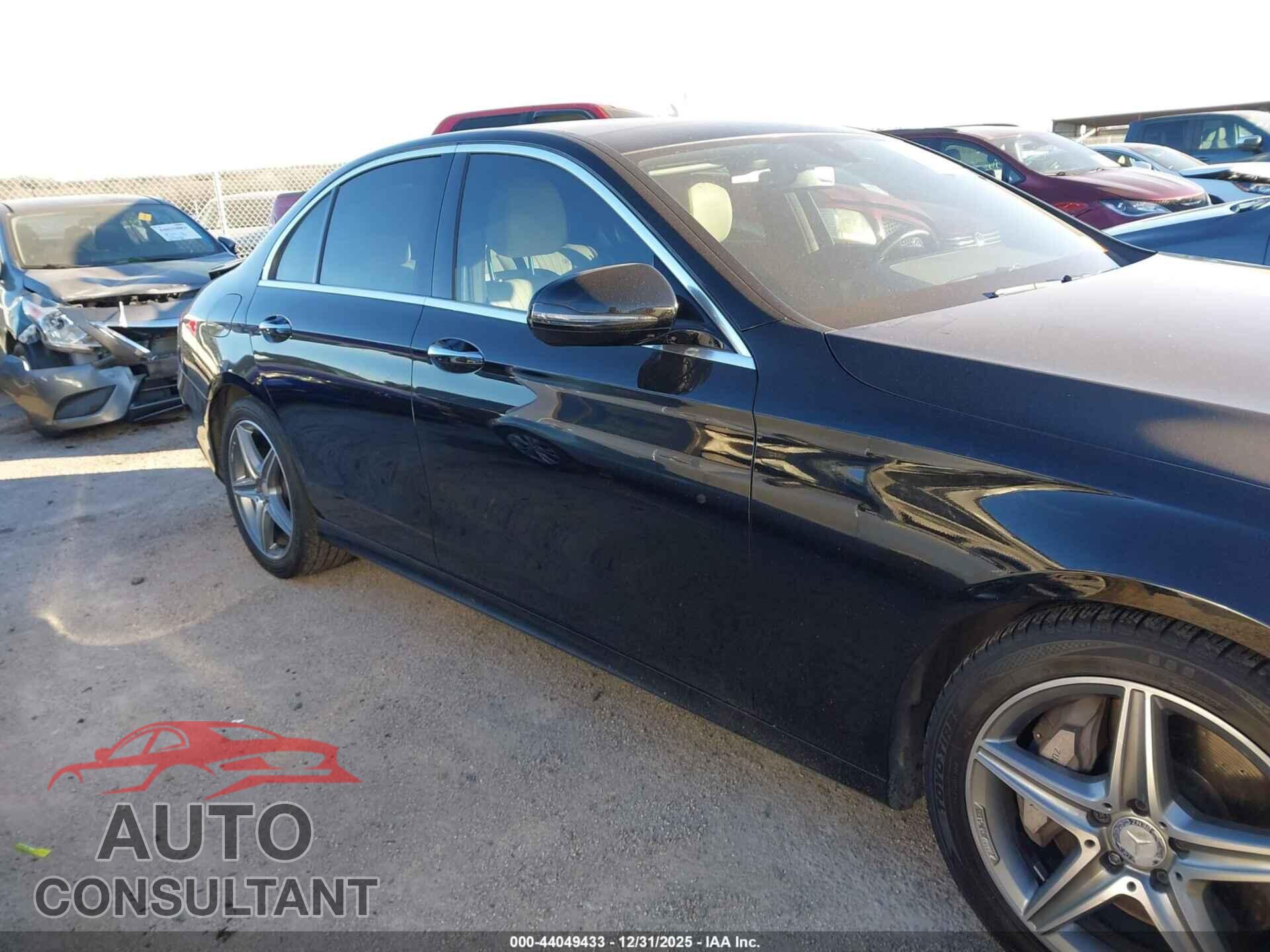 MERCEDES-BENZ E 300 2017 - WDDZF4KB8HA043847