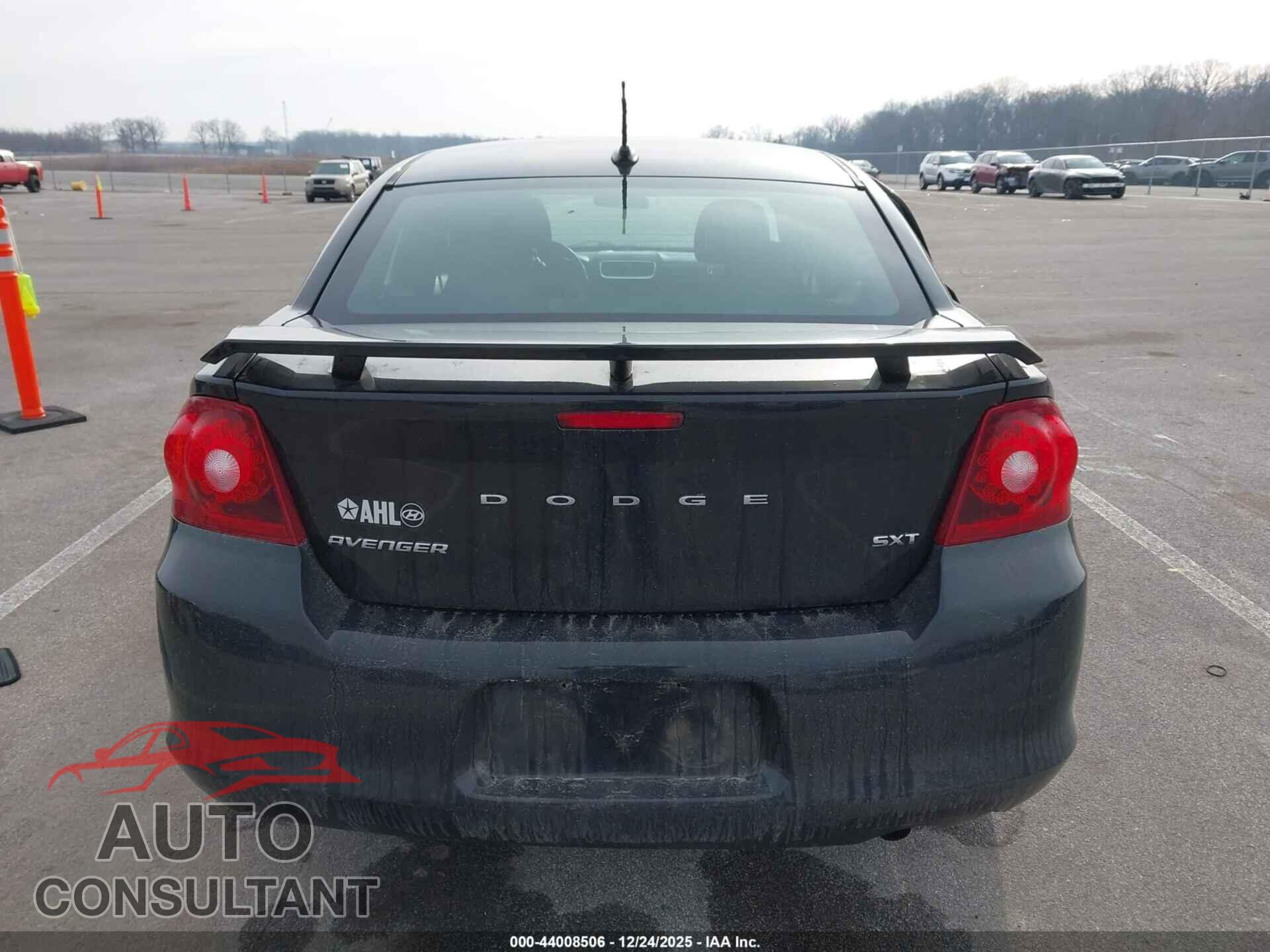 DODGE AVENGER 2013 - 1C3CDZCB7DN507882