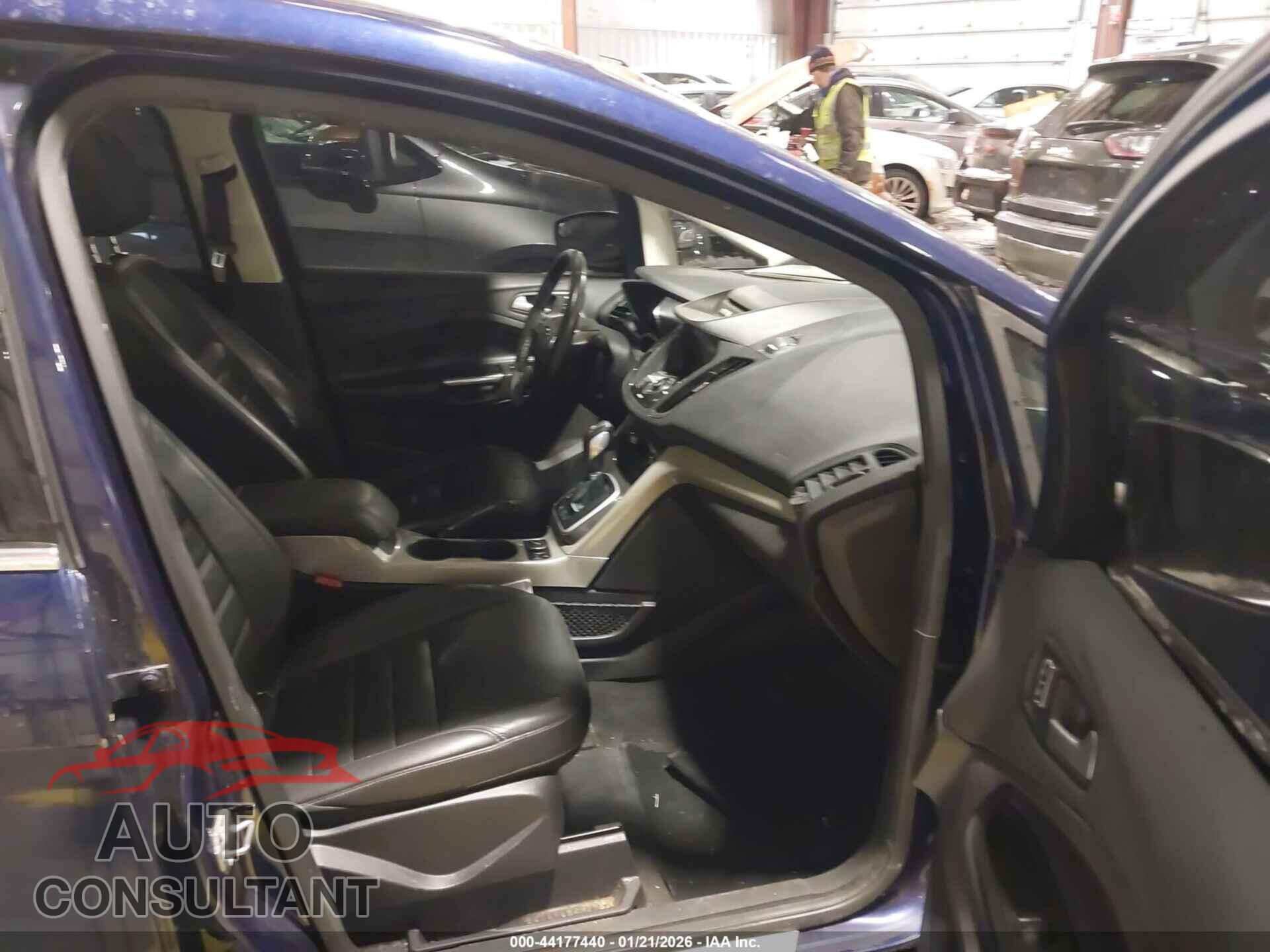 FORD C-MAX ENERGI 2016 - 1FADP5CU4GL100559