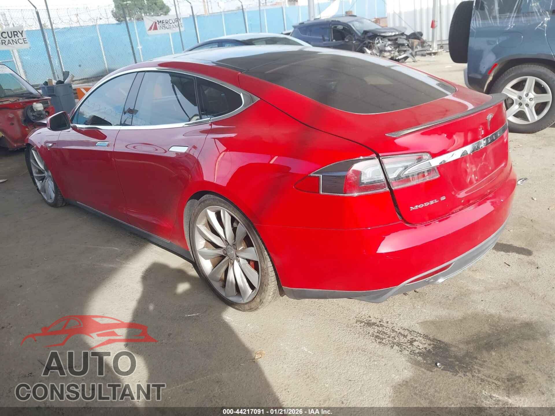 TESLA MODEL S 2013 - 5YJSA1CP6DFP09365