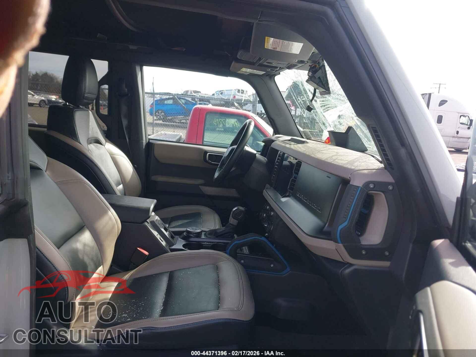 FORD BRONCO 2023 - 1FMEE5DP9PLC11052