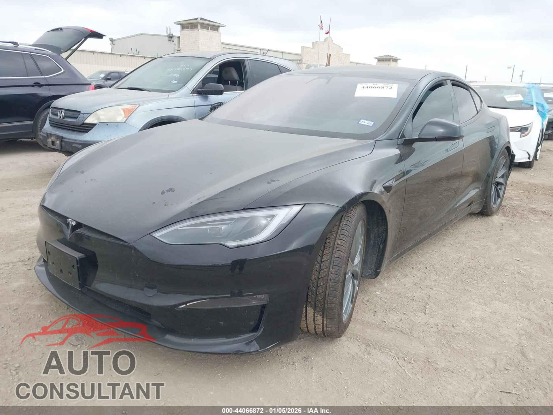 TESLA MODEL S 2024 - 5YJSA1E5XRF536646
