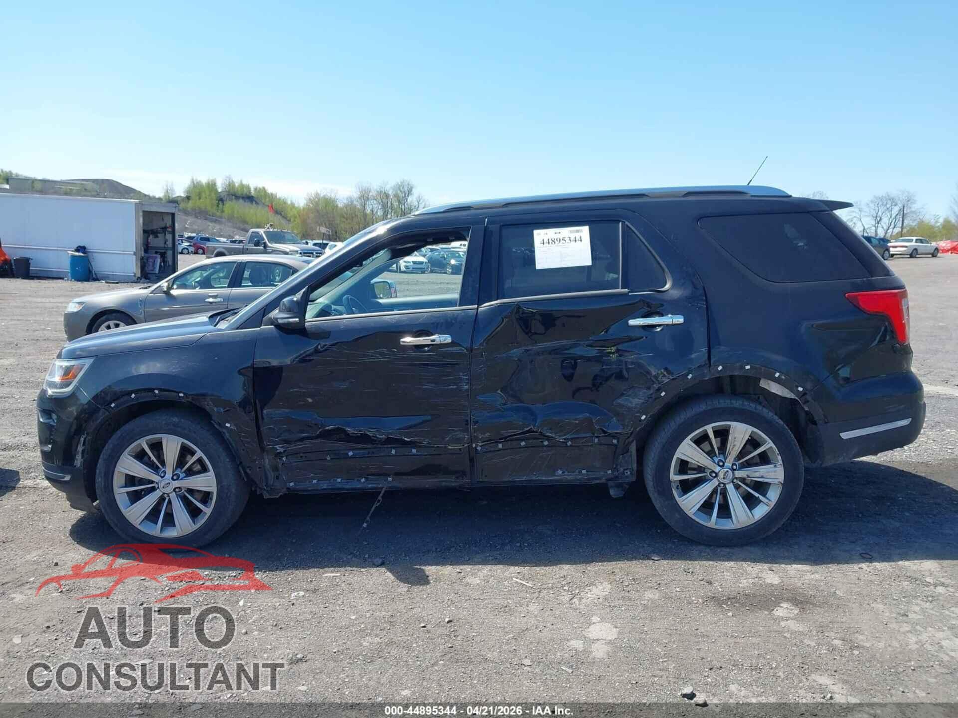 FORD EXPLORER 2018 - 1FM5K8F8XJGB67093