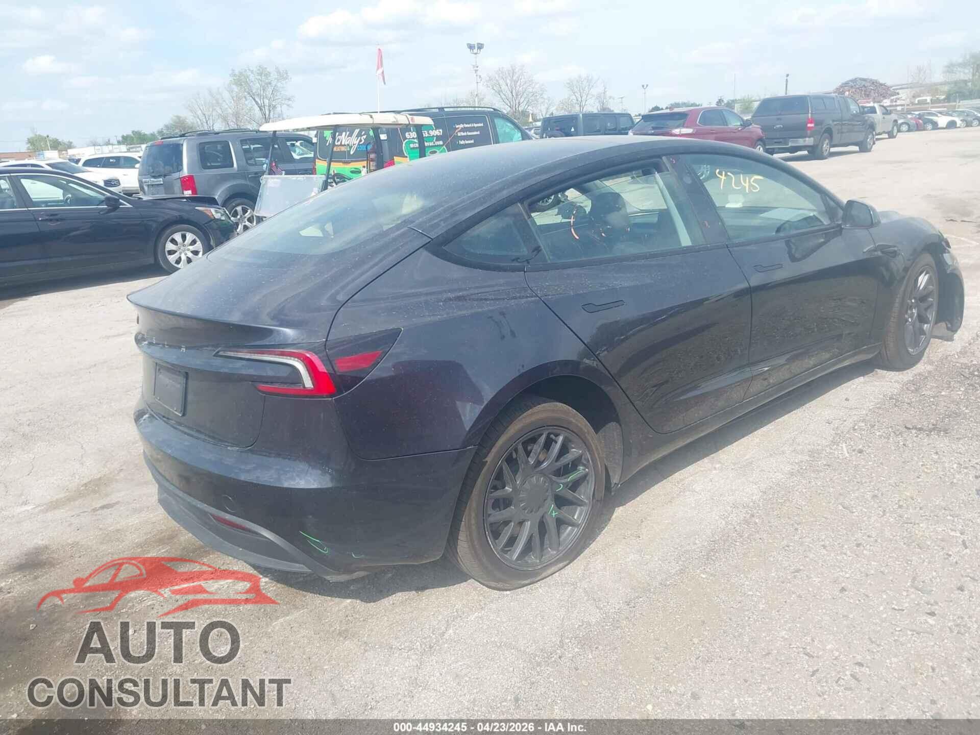 TESLA MODEL 3 2025 - 5YJ3E1EA6SF984362