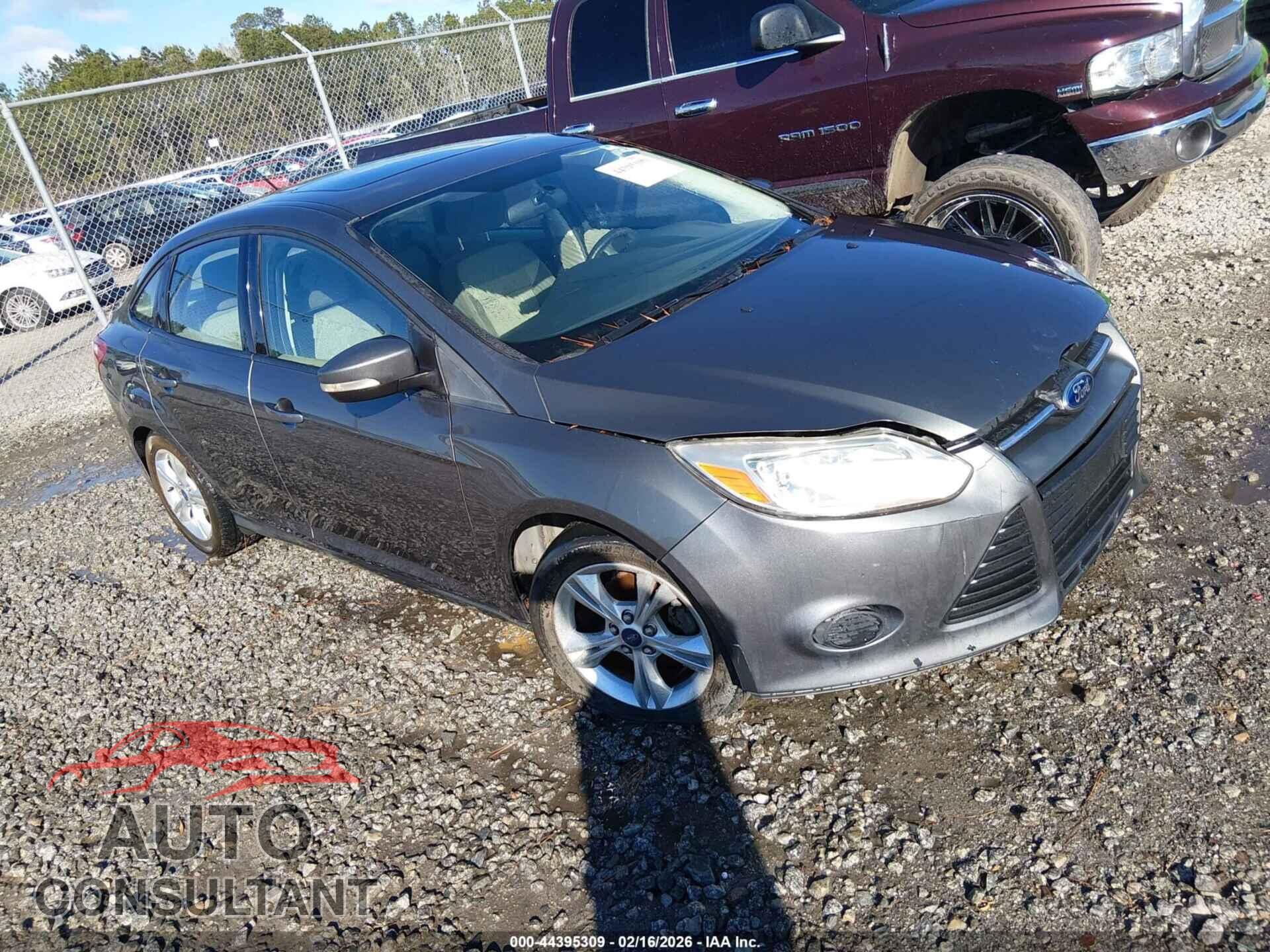 FORD FOCUS 2014 - 1FADP3F2XEL221883