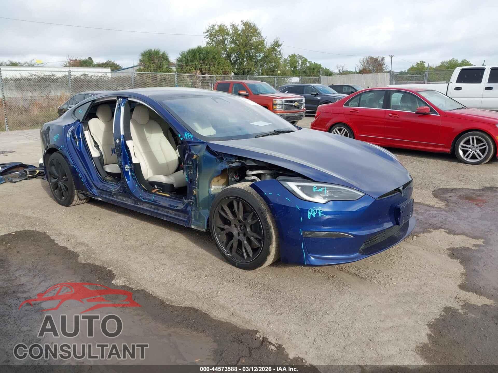 TESLA MODEL S 2022 - 5YJSA1E56NF493675