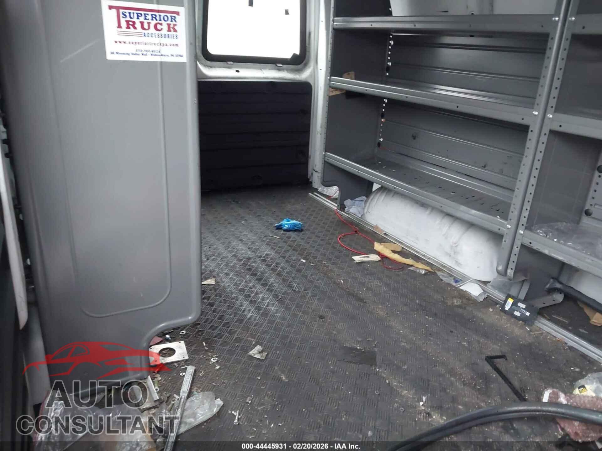 CHEVROLET EXPRESS CARGO 2021 - 1GCWGAFP3M1187556