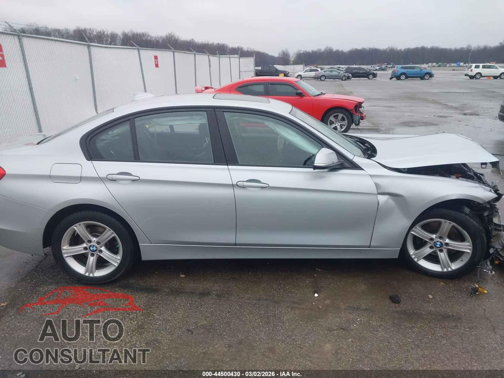 BMW 320I 2015 - WBA3C3C57FP664838