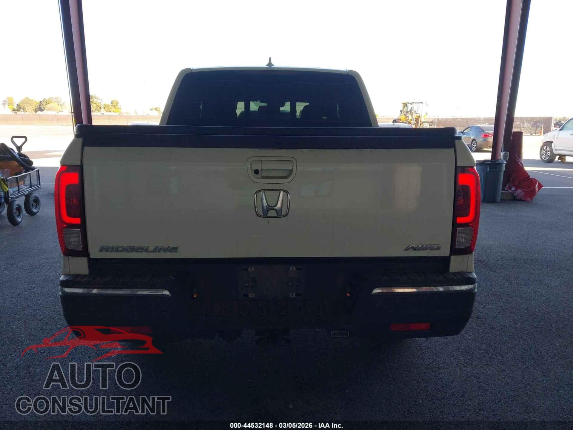 HONDA RIDGELINE 2017 - 5FPYK3F73HB034411