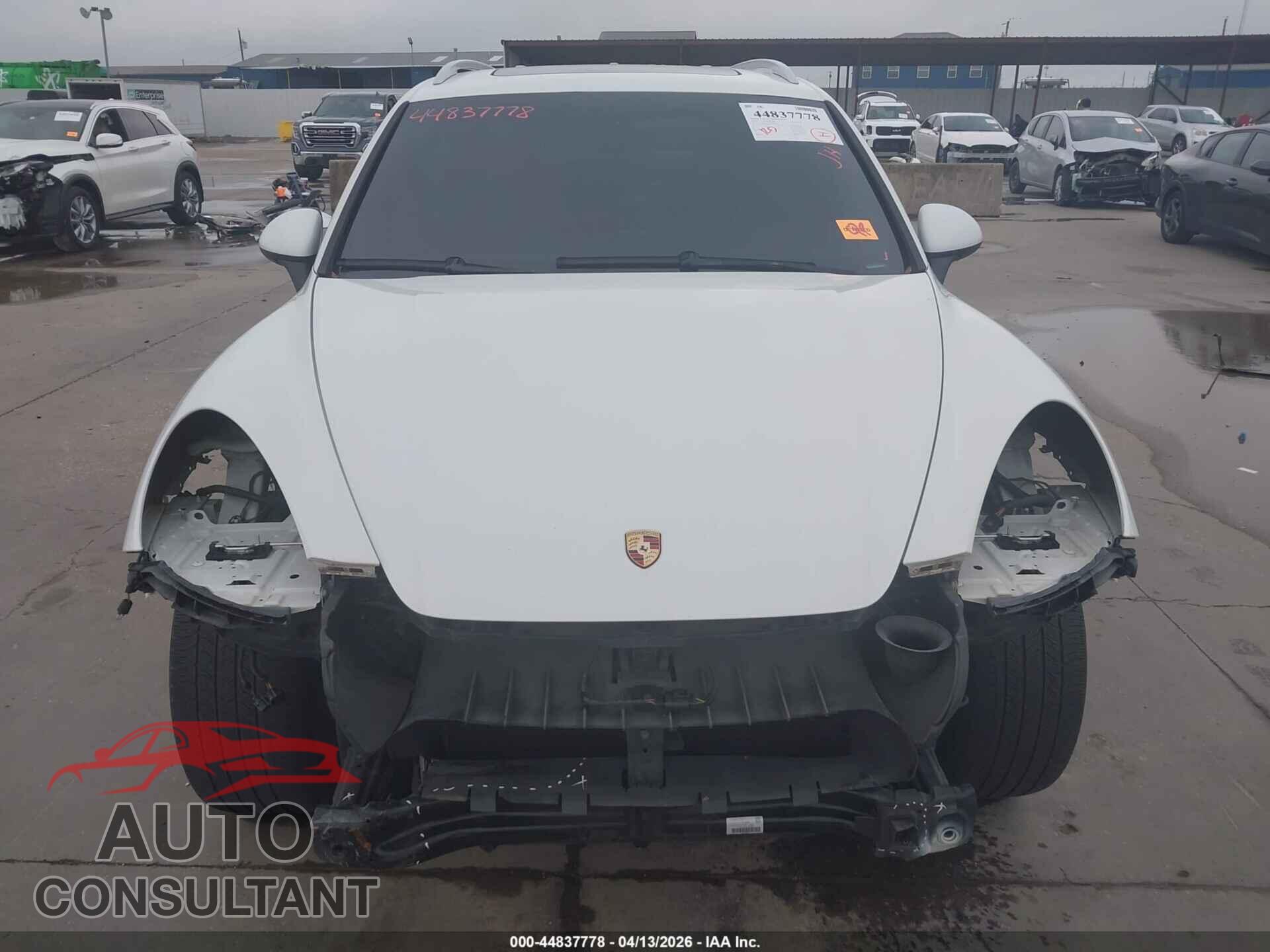PORSCHE CAYENNE 2012 - WP1AA2A2XCLA08413