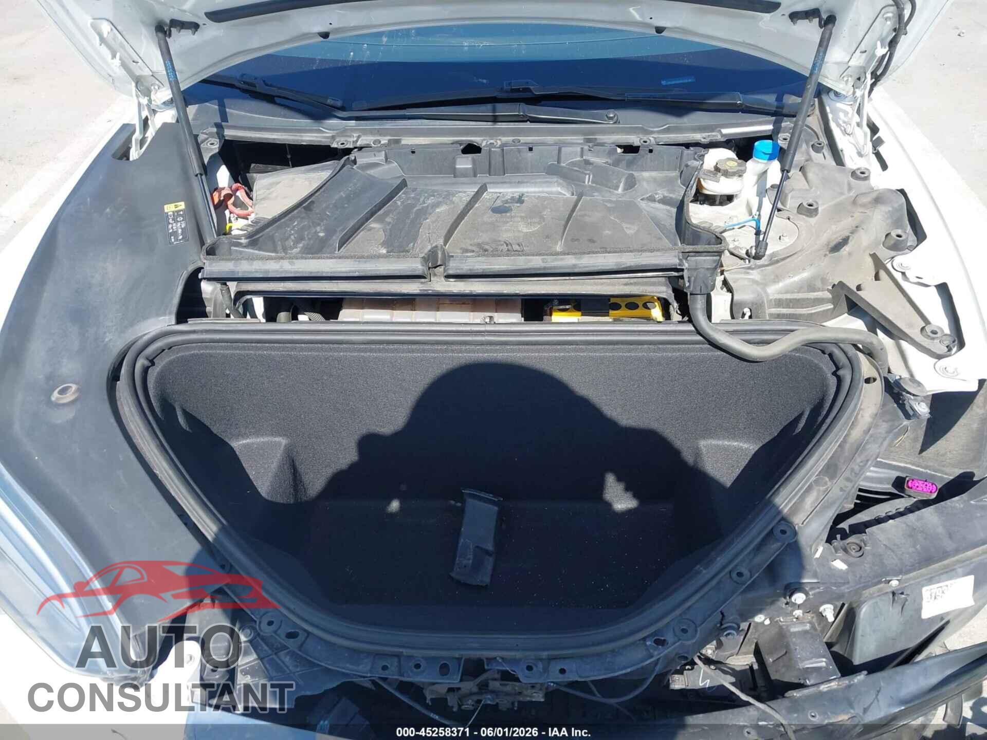 TESLA MODEL S 2017 - 5YJSA1E23HF233132