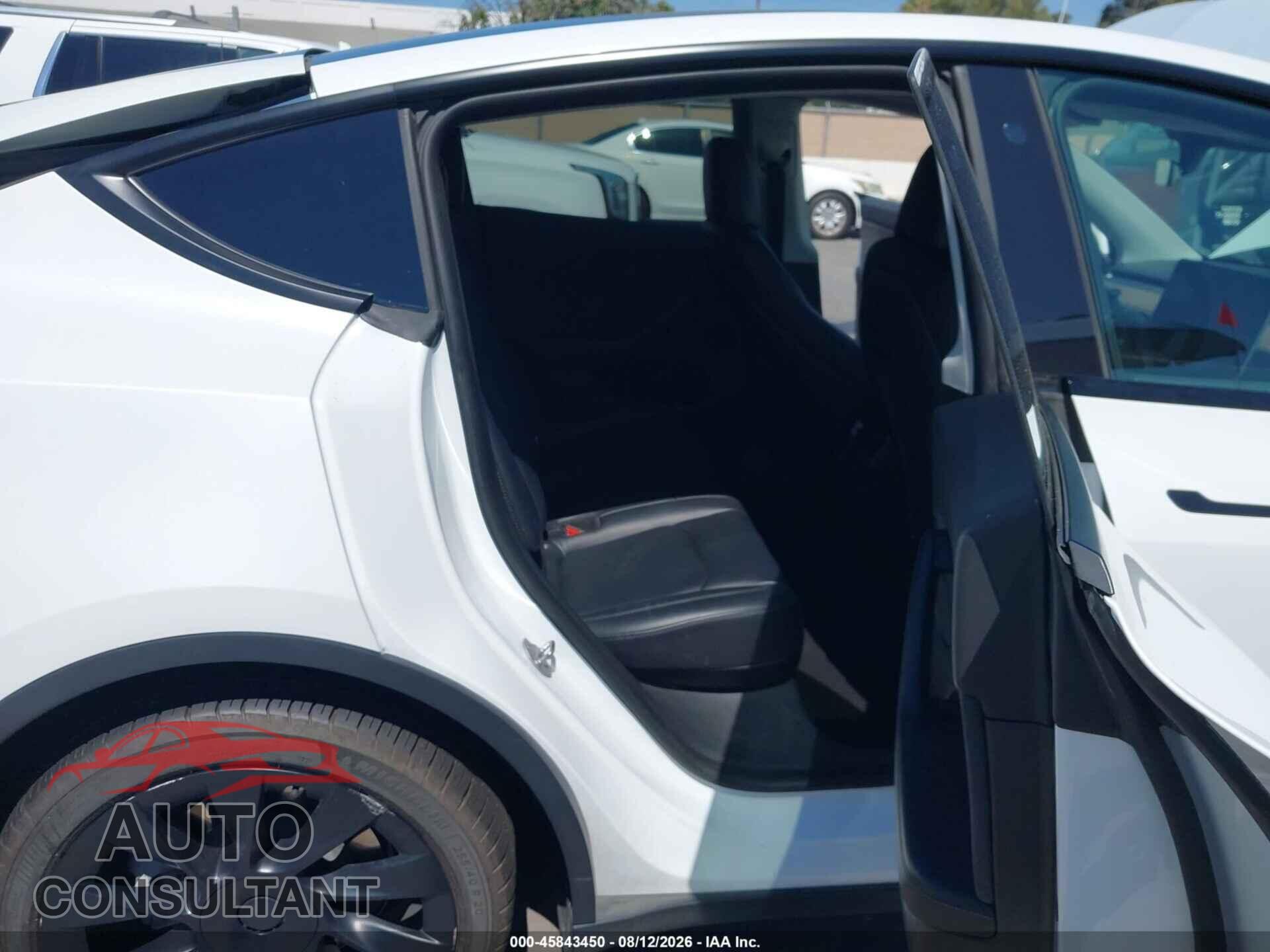 TESLA MODEL Y 2022 - 7SAYGDEE4NF575417